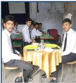 vihm college Classroom photo 3