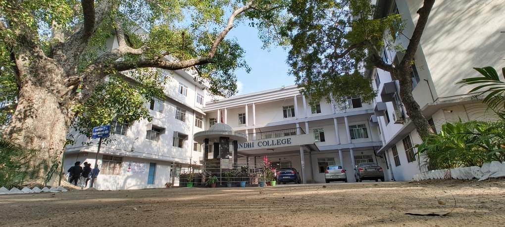 Sindhi College Campus Building photo 10