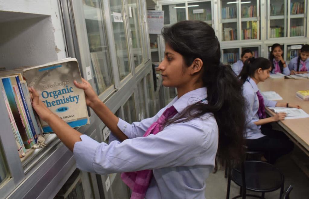 Swami Atulanand Hindu Mahavidyalaya Varanasi Library photo 2