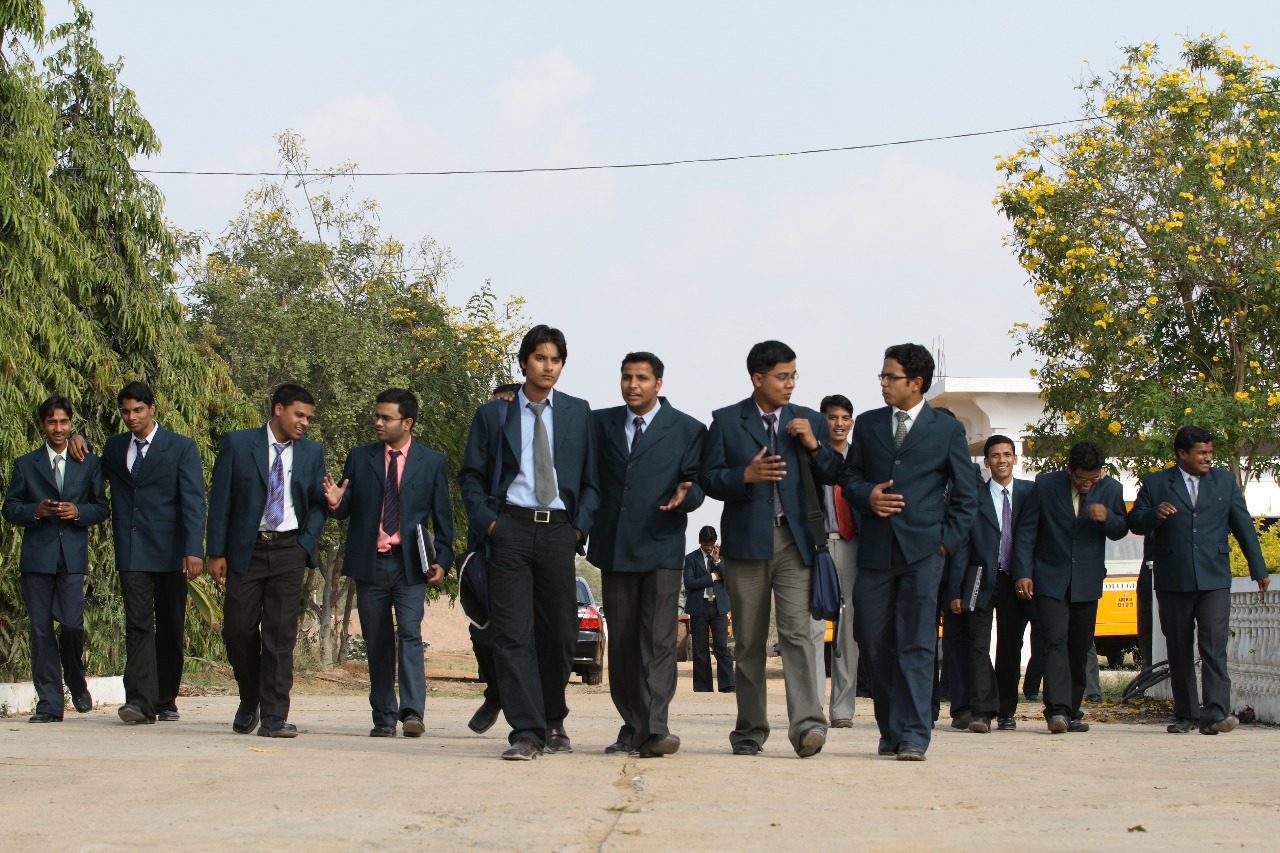 VVISM Campus photo 18
