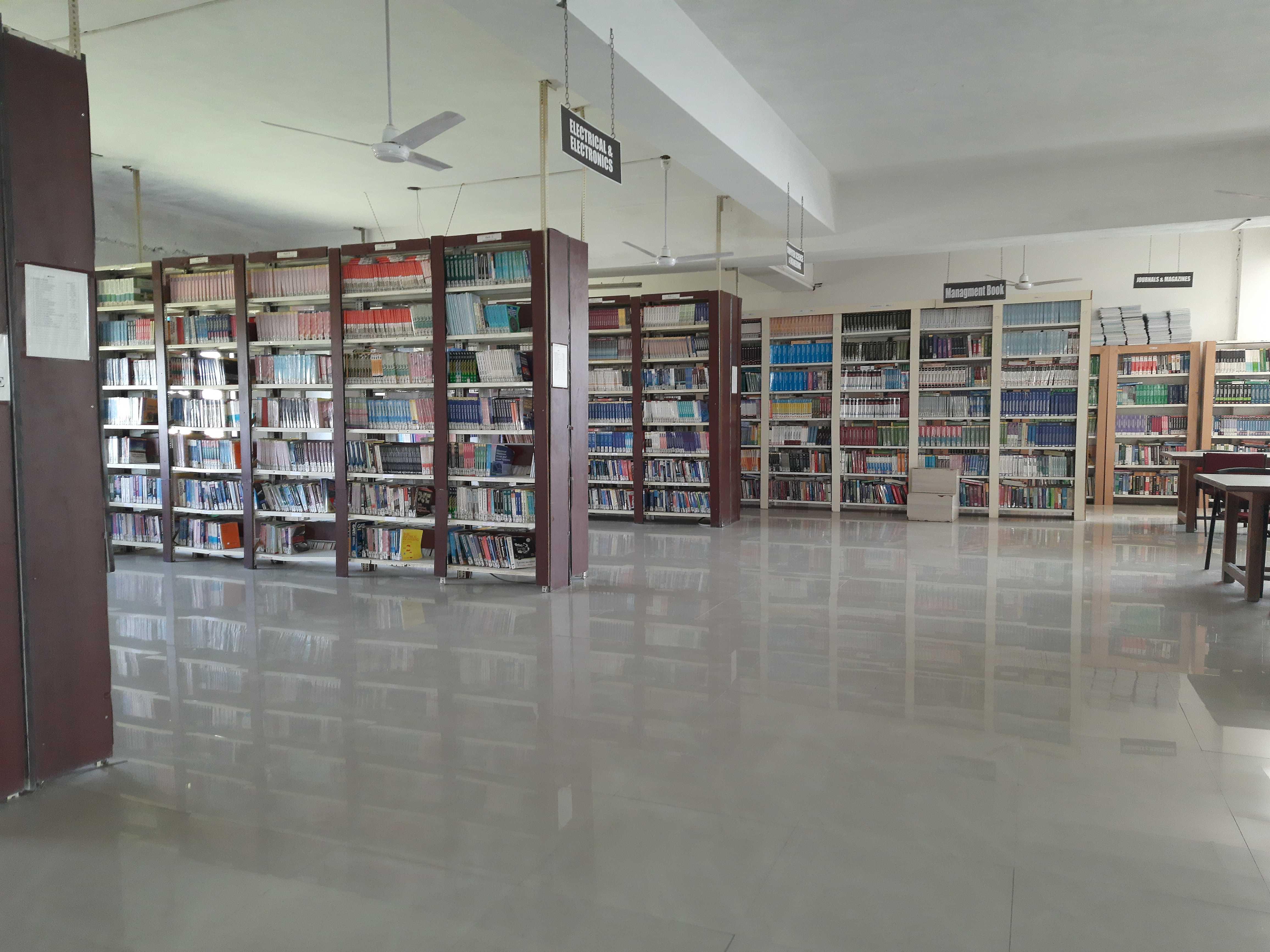 Sri Aurobindo Institute of Technology Indore College Campus photo 48