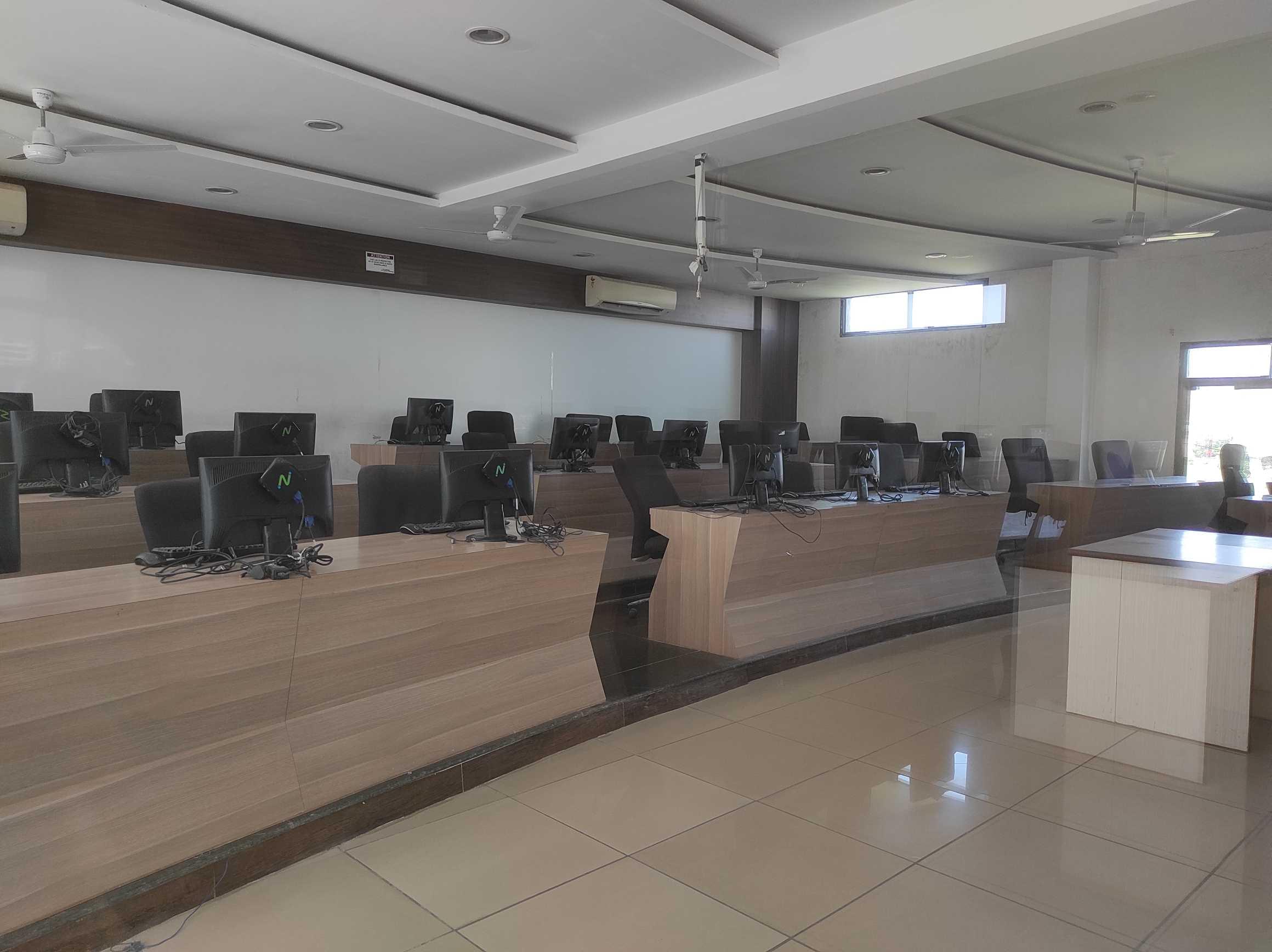 Sri Aurobindo Institute of Technology Indore College Campus photo 68