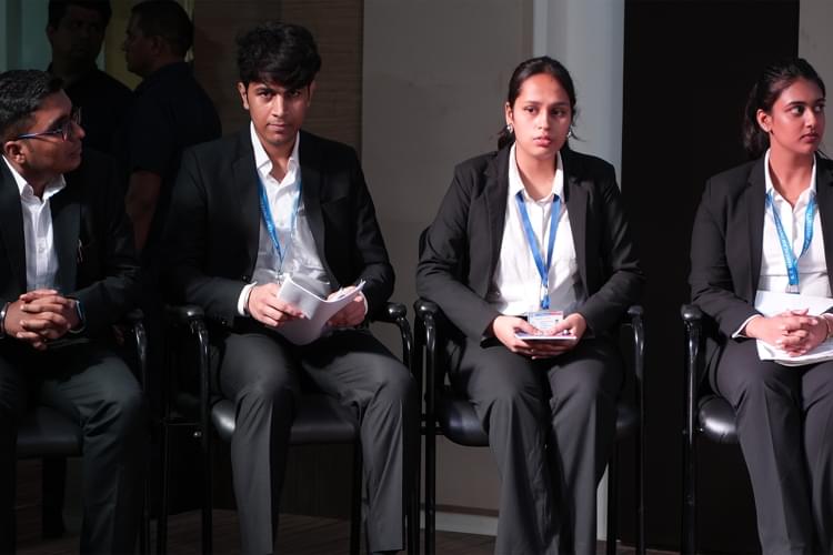 KR Mangalam University, School of Management and Commerce Events photo 12