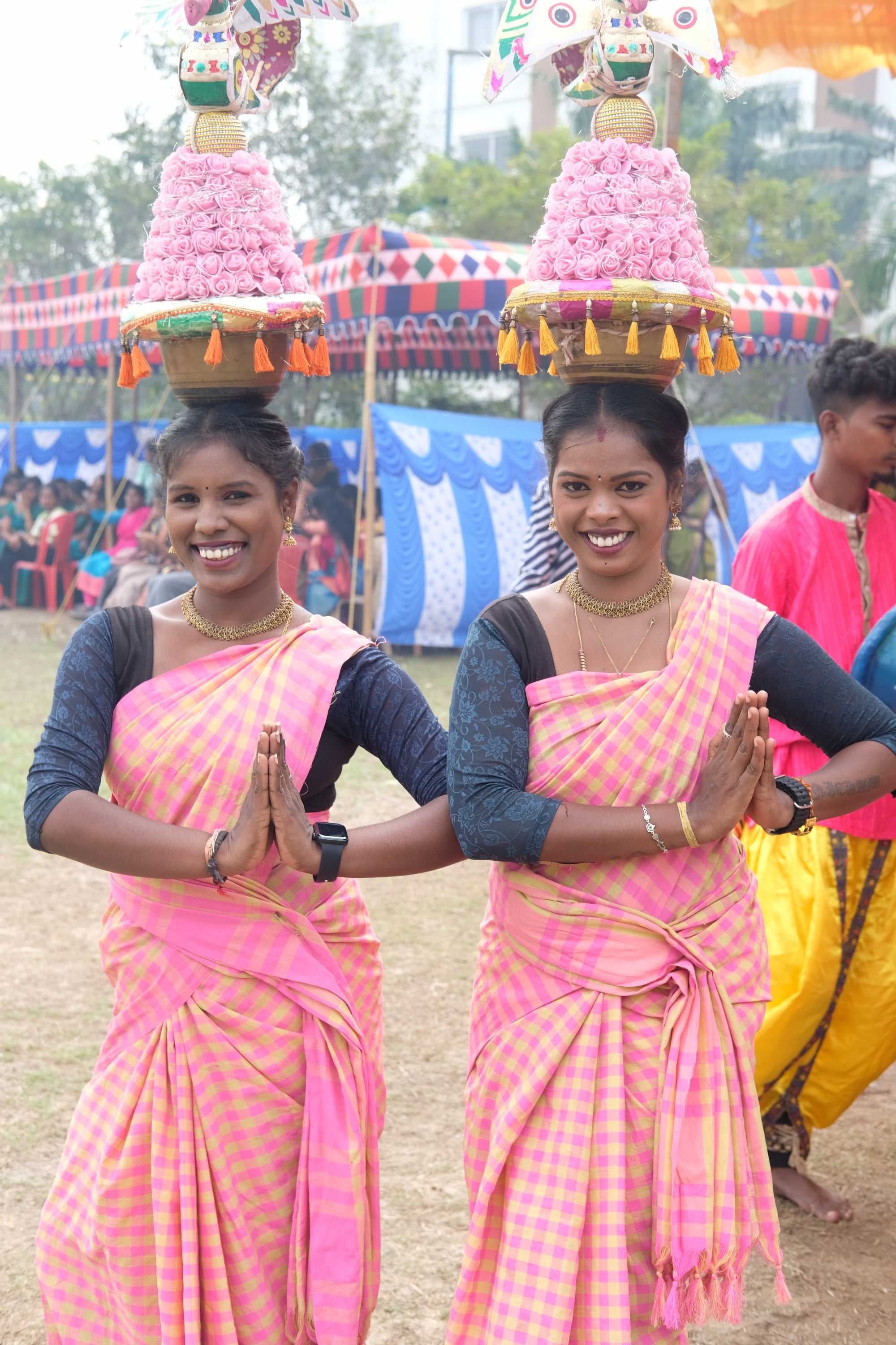 JNNIE Extra Curriculars photo 1