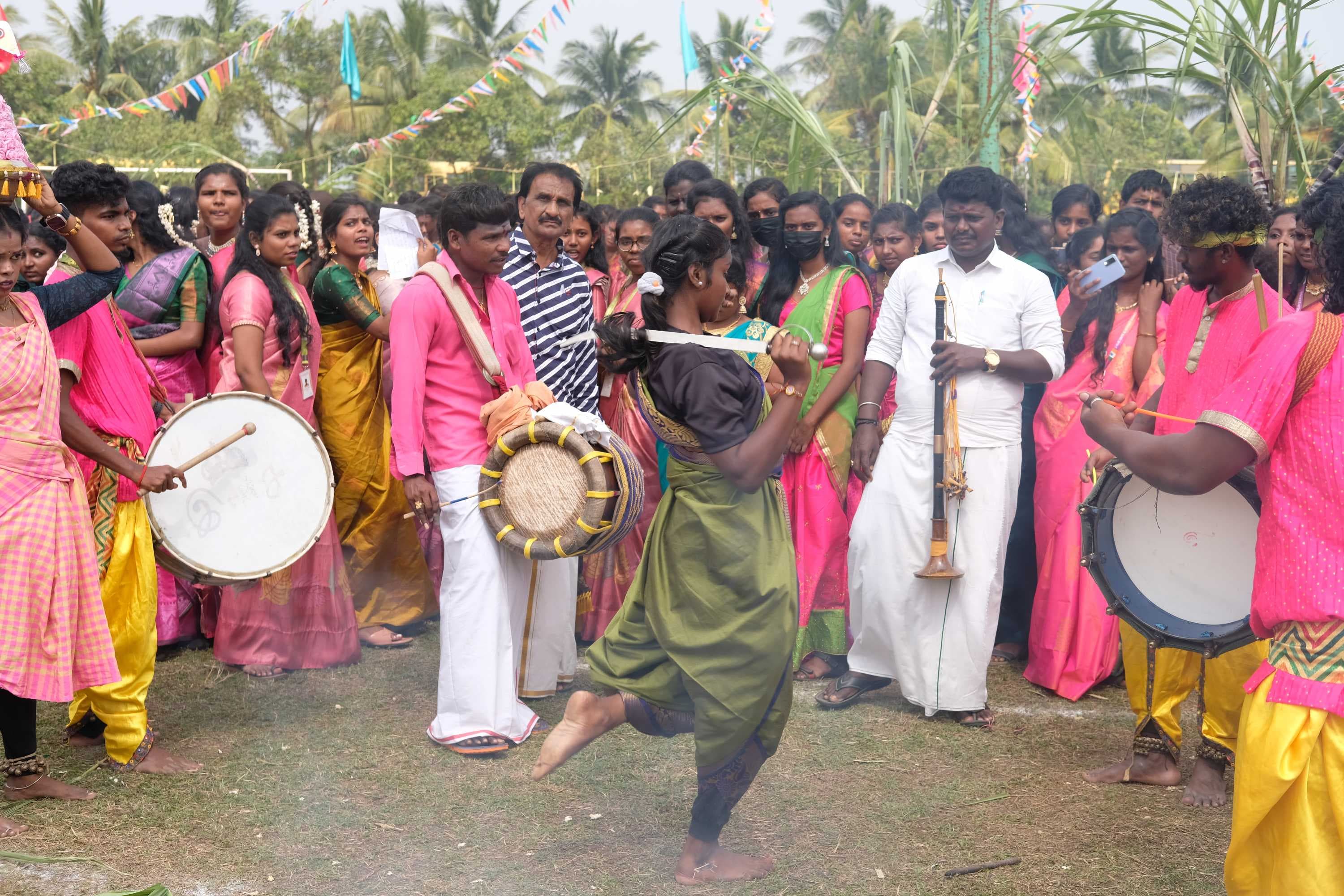 JNNIE Extra Curriculars photo 3