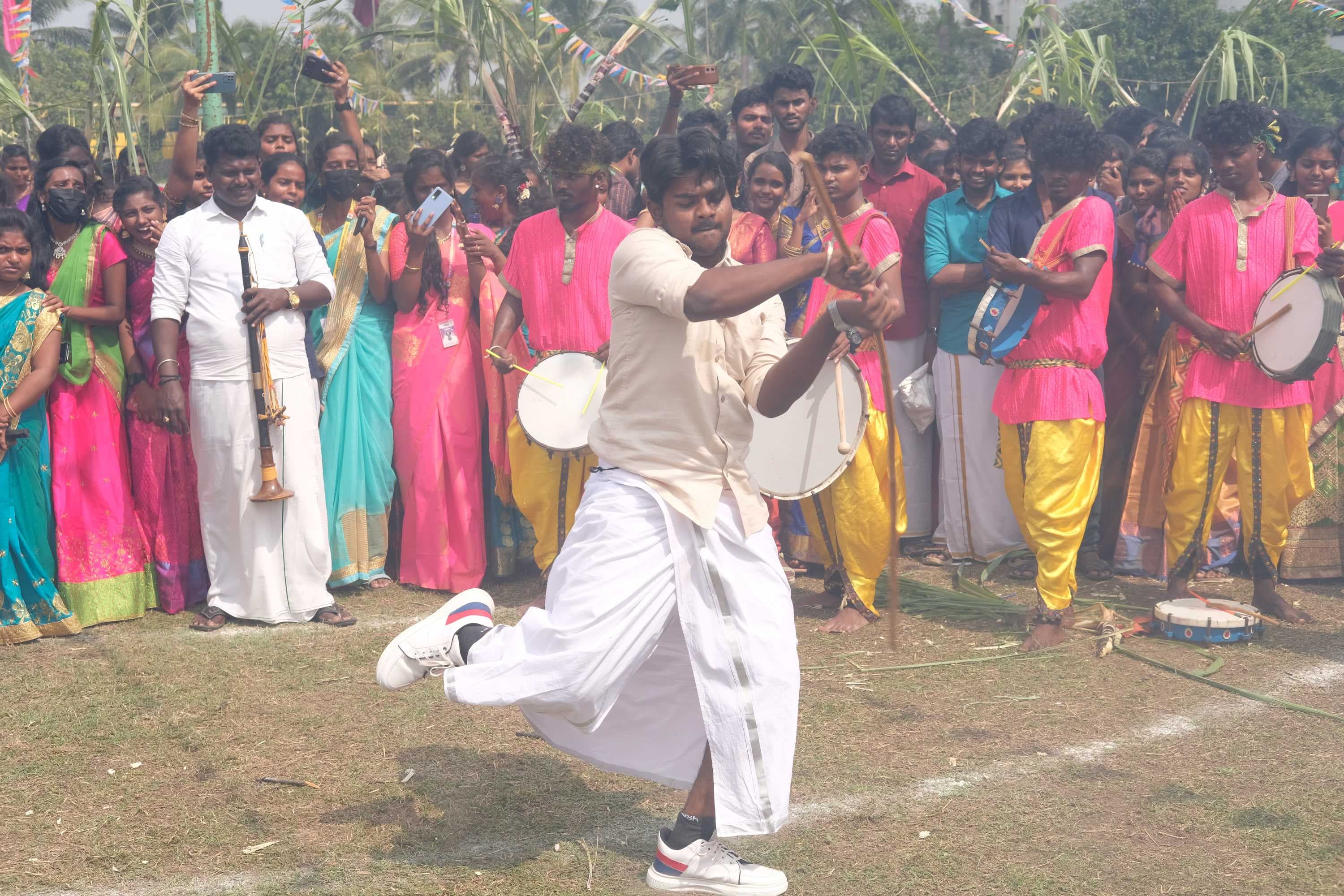 JNNIE Extra Curriculars photo 4