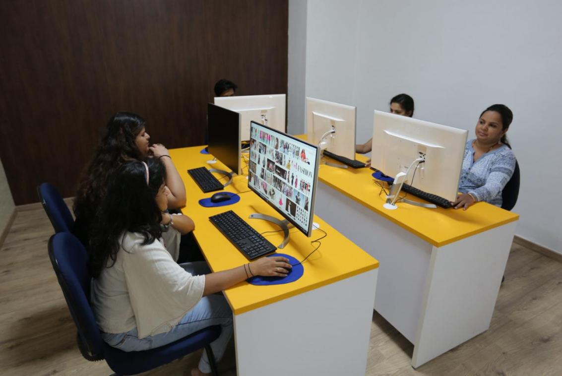 Atharva School of Fashion & Arts Mumbai Classrooms photo 19