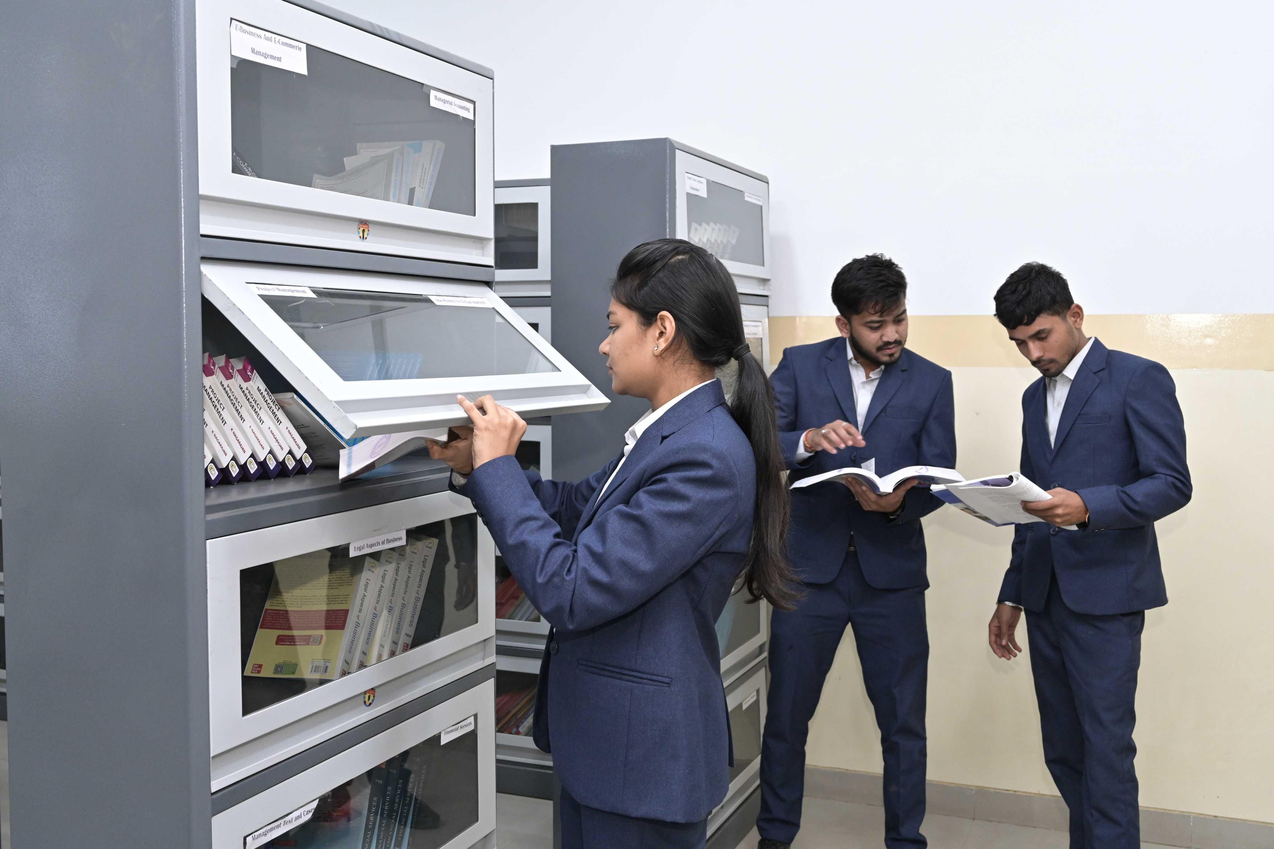 AMI Pune Arham Adhyan Management Institute Campus life photo 4