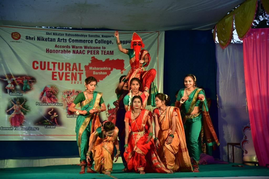 Shri Niketan Arts Commerce College Festivals photo 9