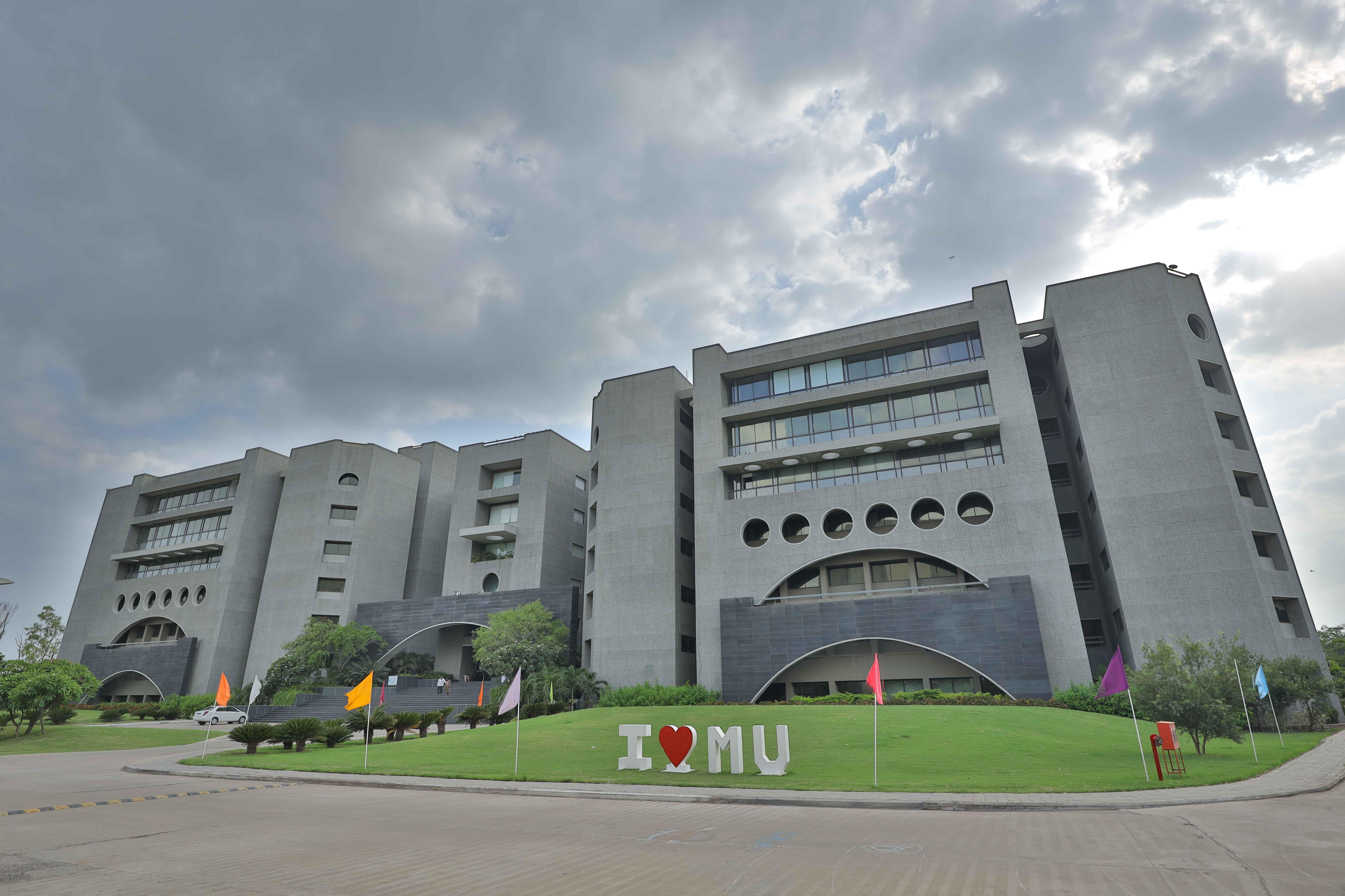 Marwadi University (MU) powered by Emversity hostel photo 1