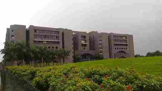 Marwadi University (MU) powered by Emversity hostel photo 10