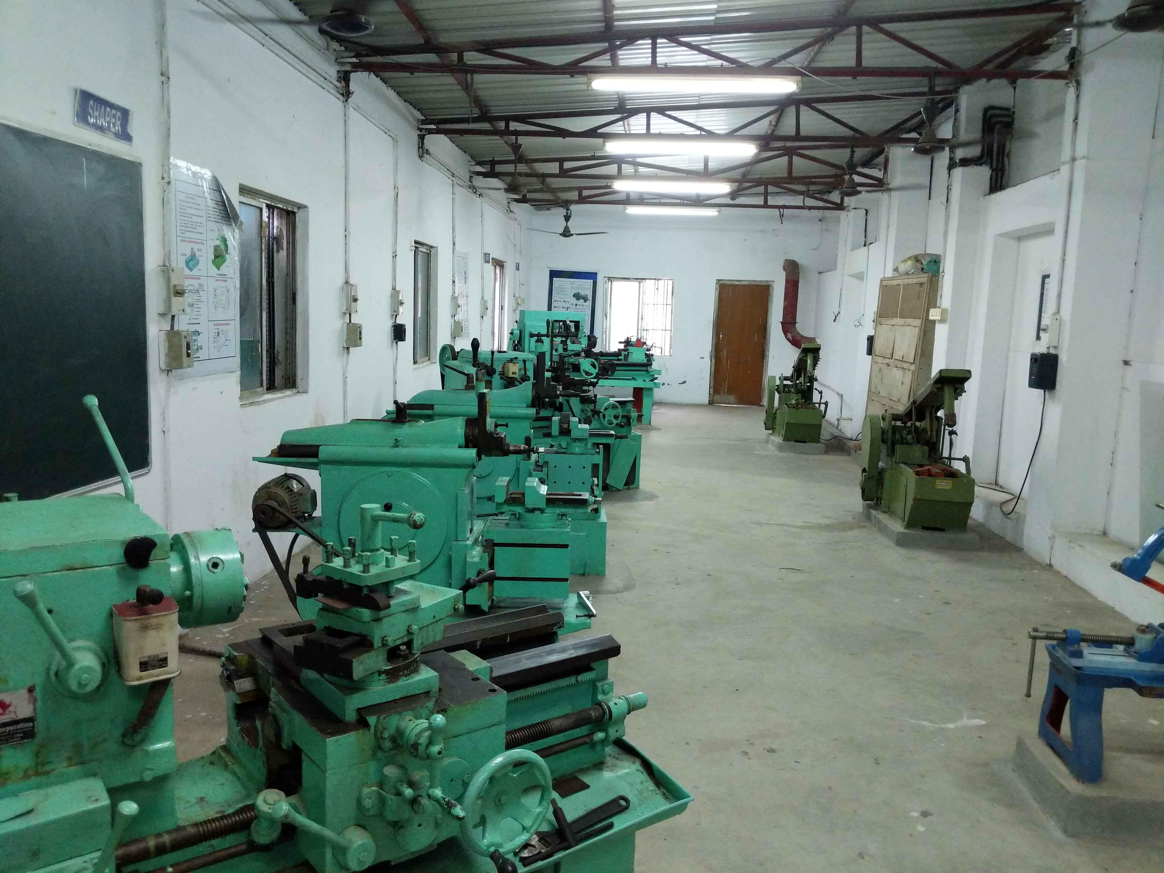 Techno India University Powered by Emversity Photo Album photo 11