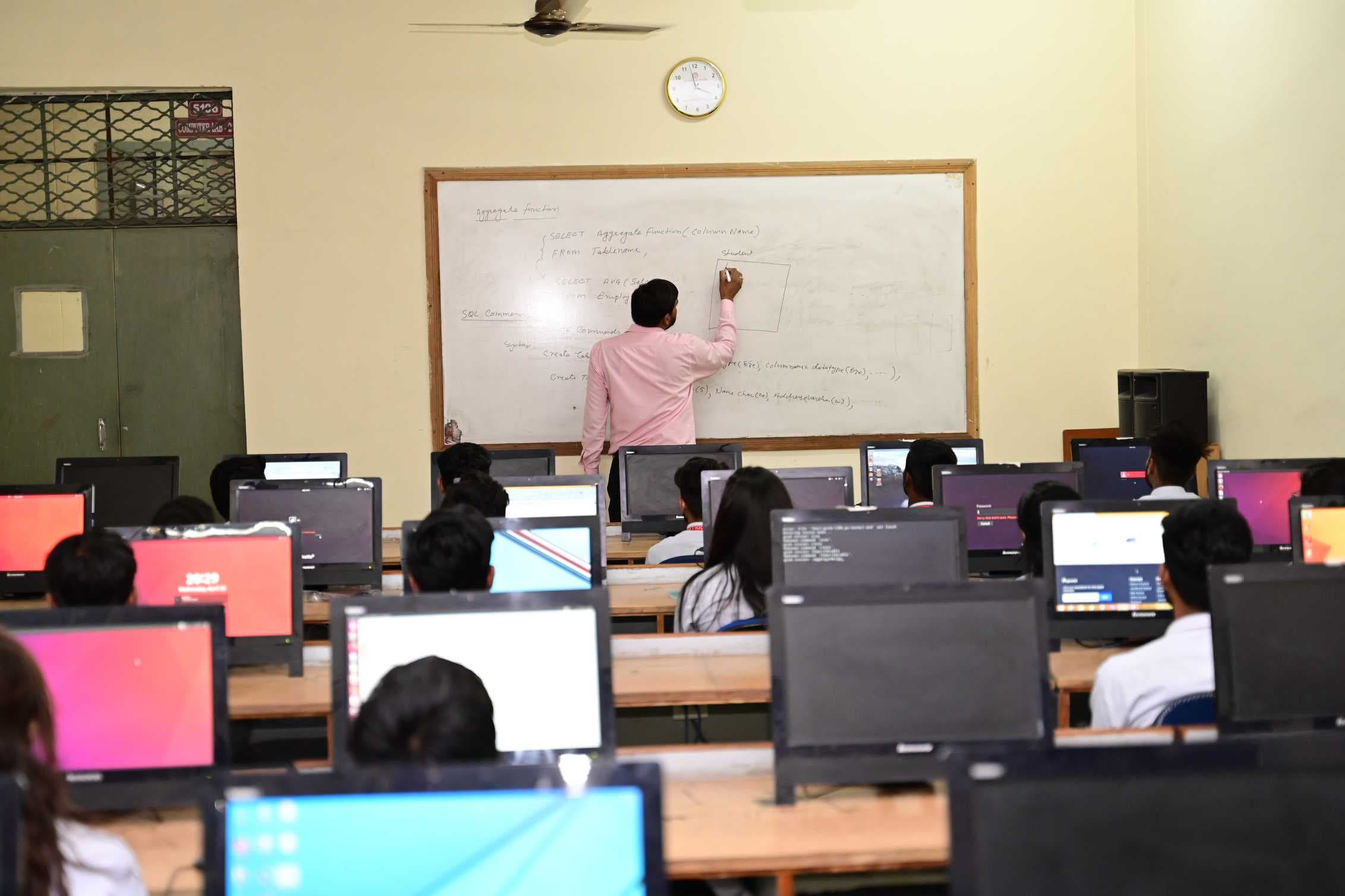 JEC Kukas Campus photo 8