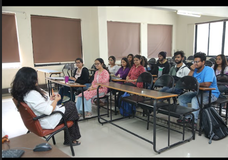 L J Institute of Media and Communications Ahmedabad Guest Session 2 photo 3