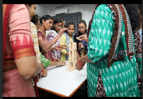 L J Institute of Media and Communications Ahmedabad Communication training sewa photo 5