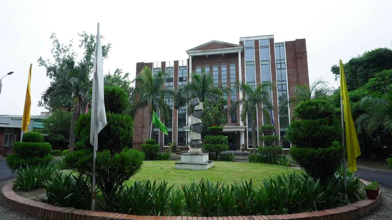 DBS Global University hostel photo 11