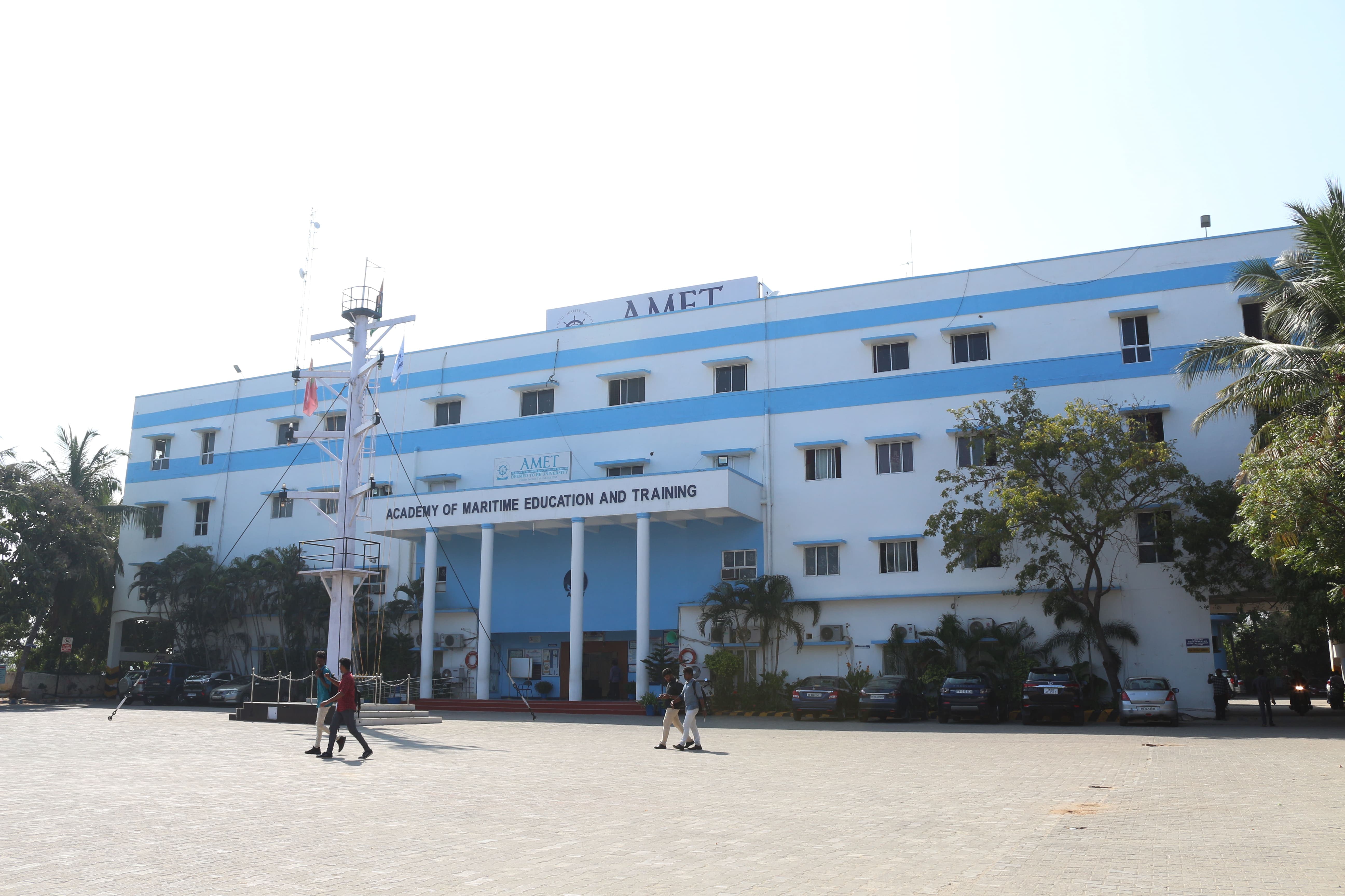 AMET University College Images photo 10