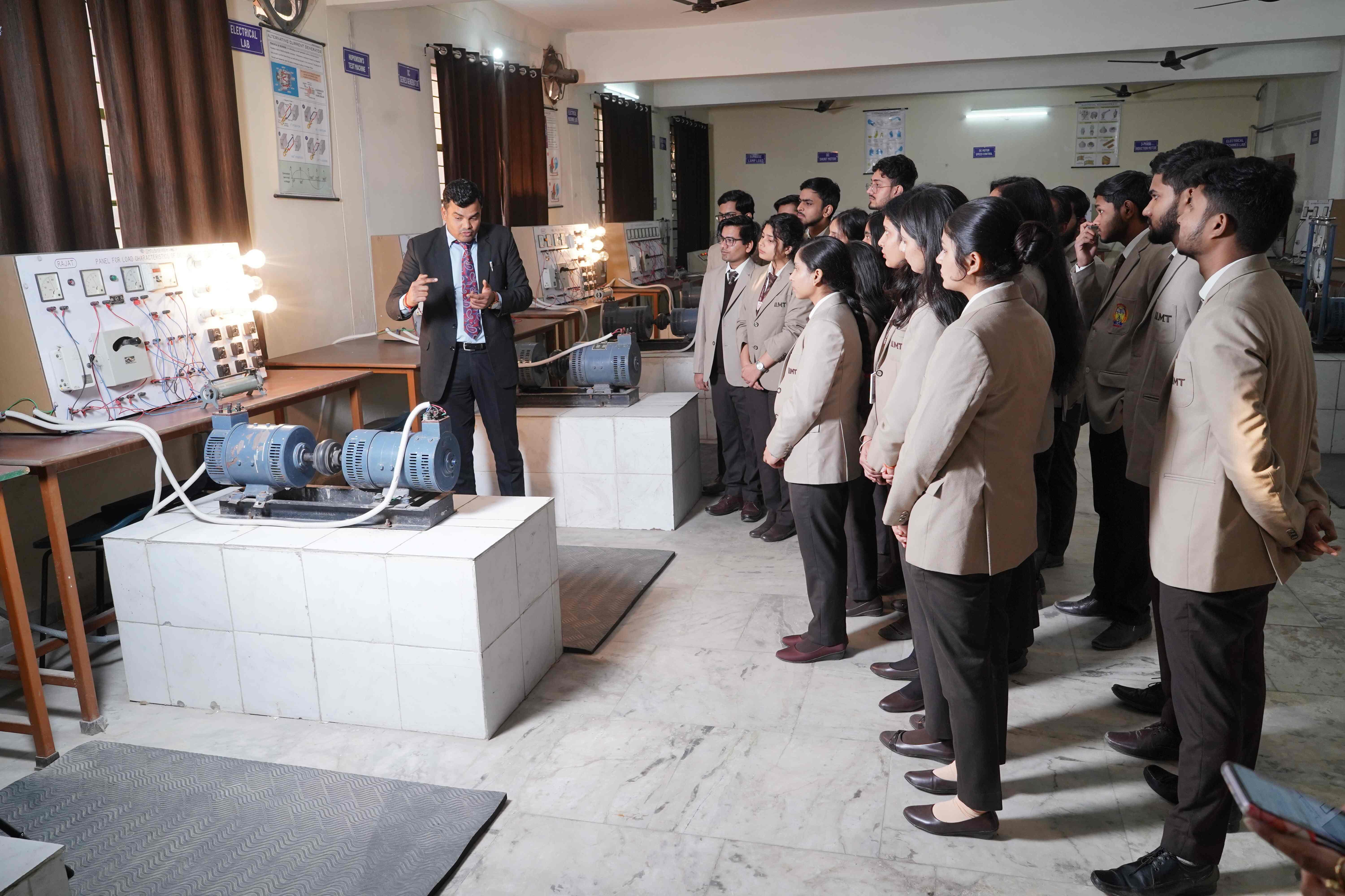 IIMT University Meerut Labs photo 12