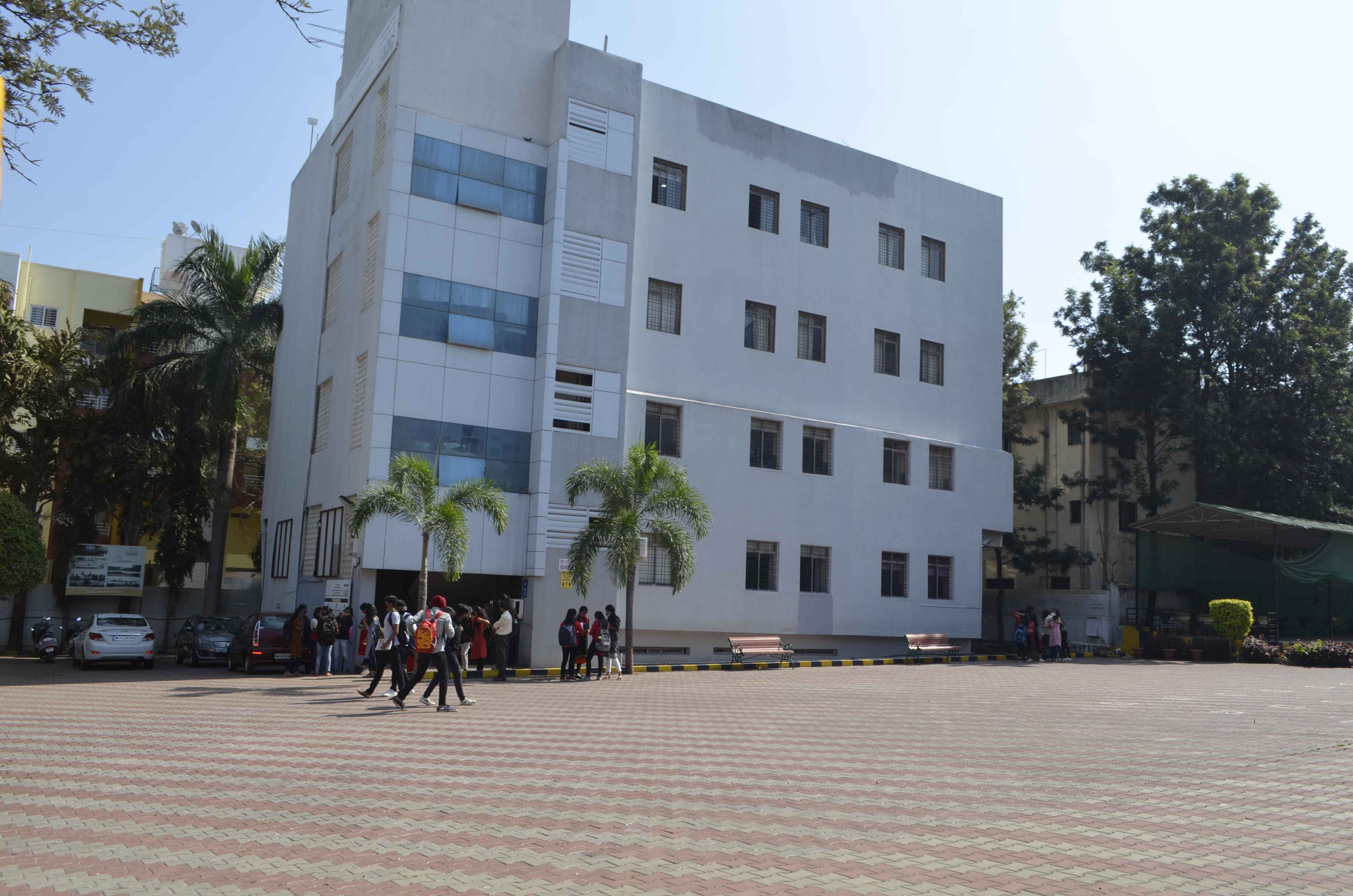 Unique Institute of Management Pune Campus photo 4