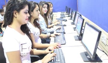 International Institute of Management Media and I.T. New Delhi College images photo 3