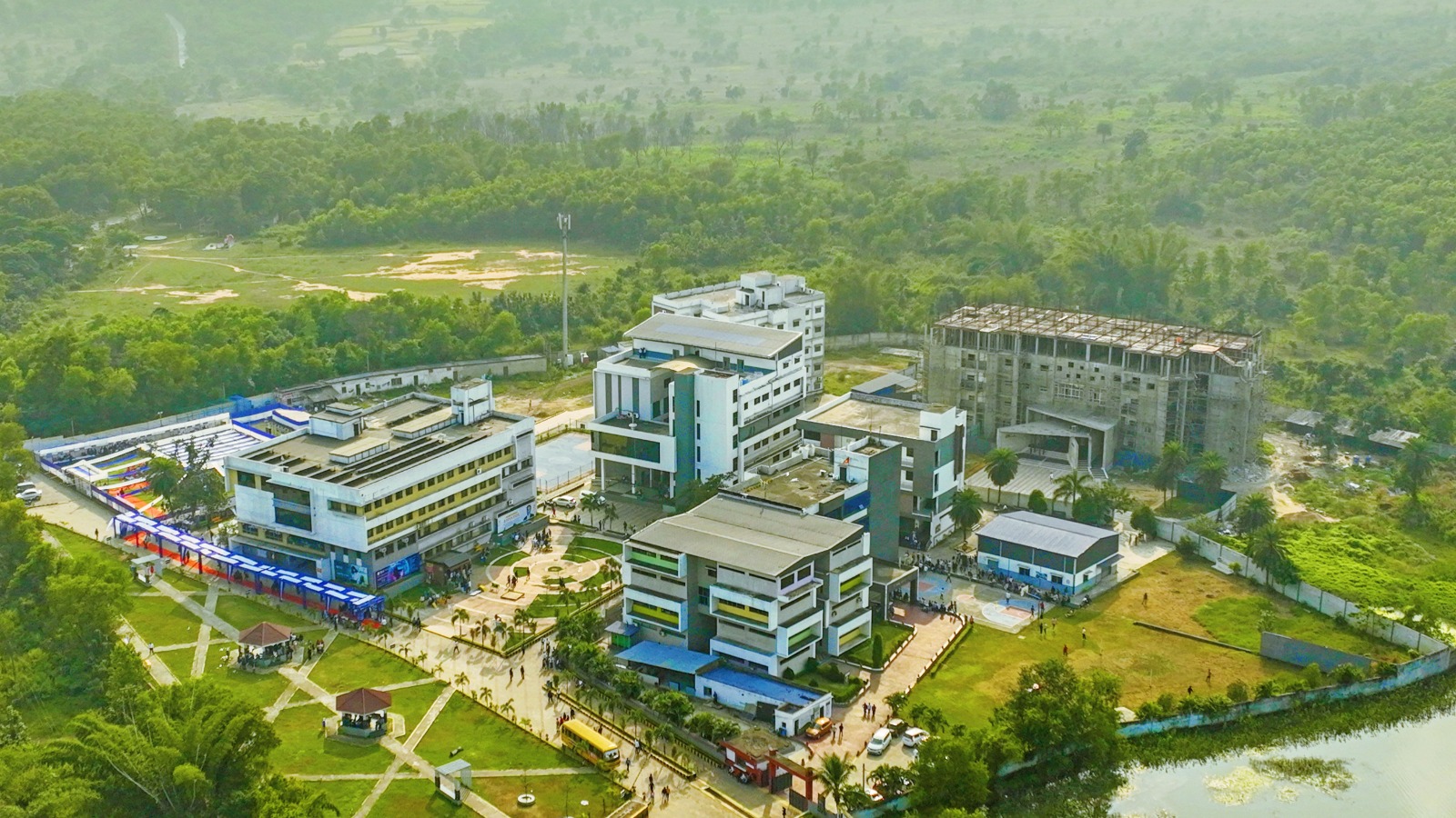 Ajeenkya DY Patil University College Images photo 17