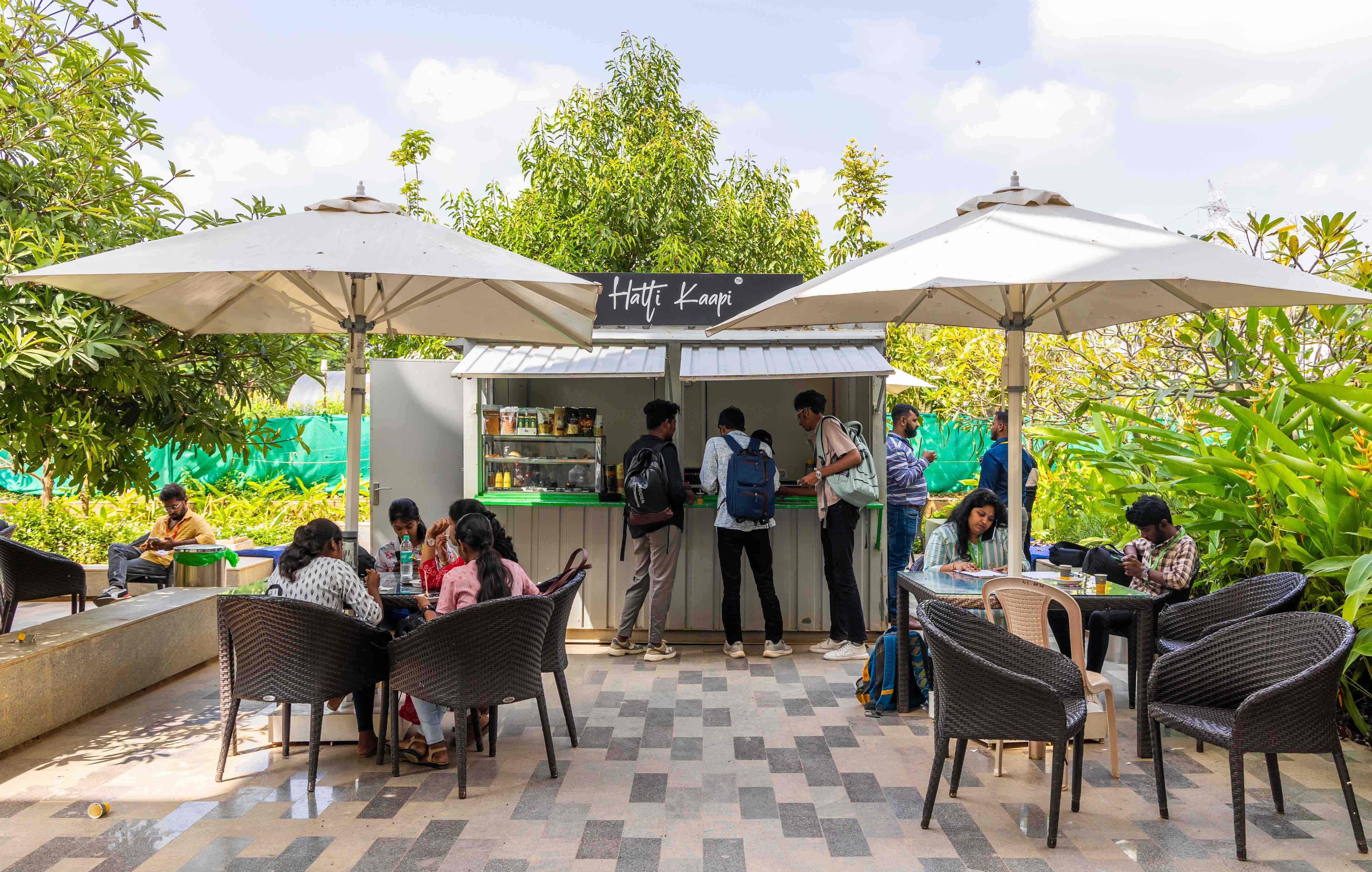 Presidency University, Bangalore Powered by Emversity College Images photo 3