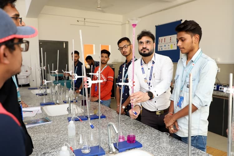 SAGE University Bhopal University Pictures photo 9