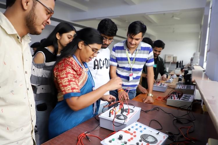 SAGE University Bhopal University Pictures photo 1