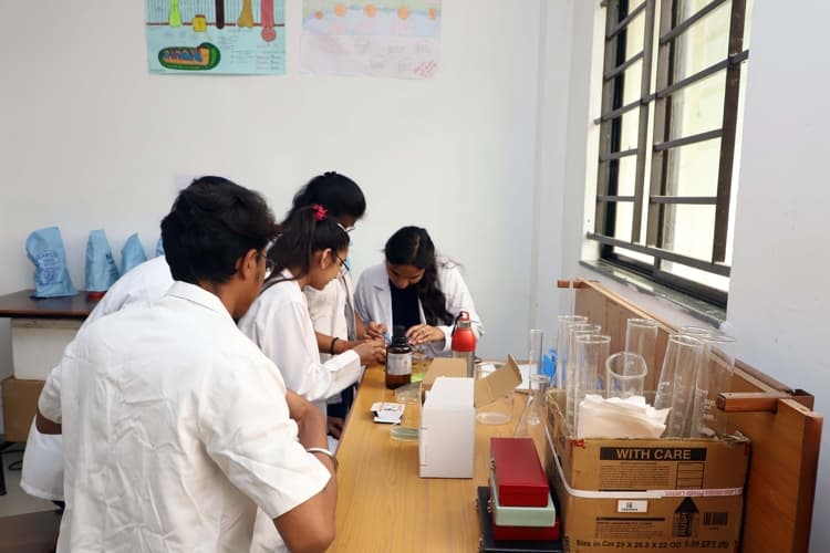 SAGE University Bhopal University Pictures photo 15