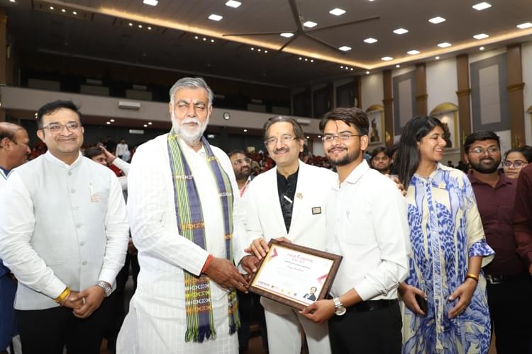 SAGE University Bhopal Career Day photo 100