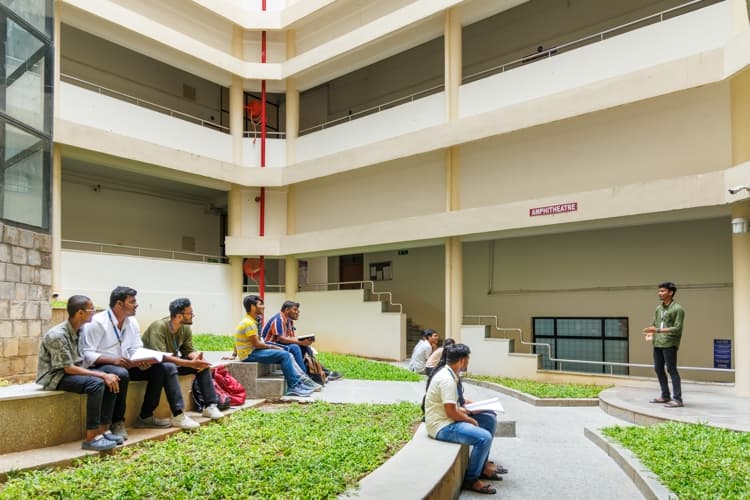 VNRVJIET Campus photo 2