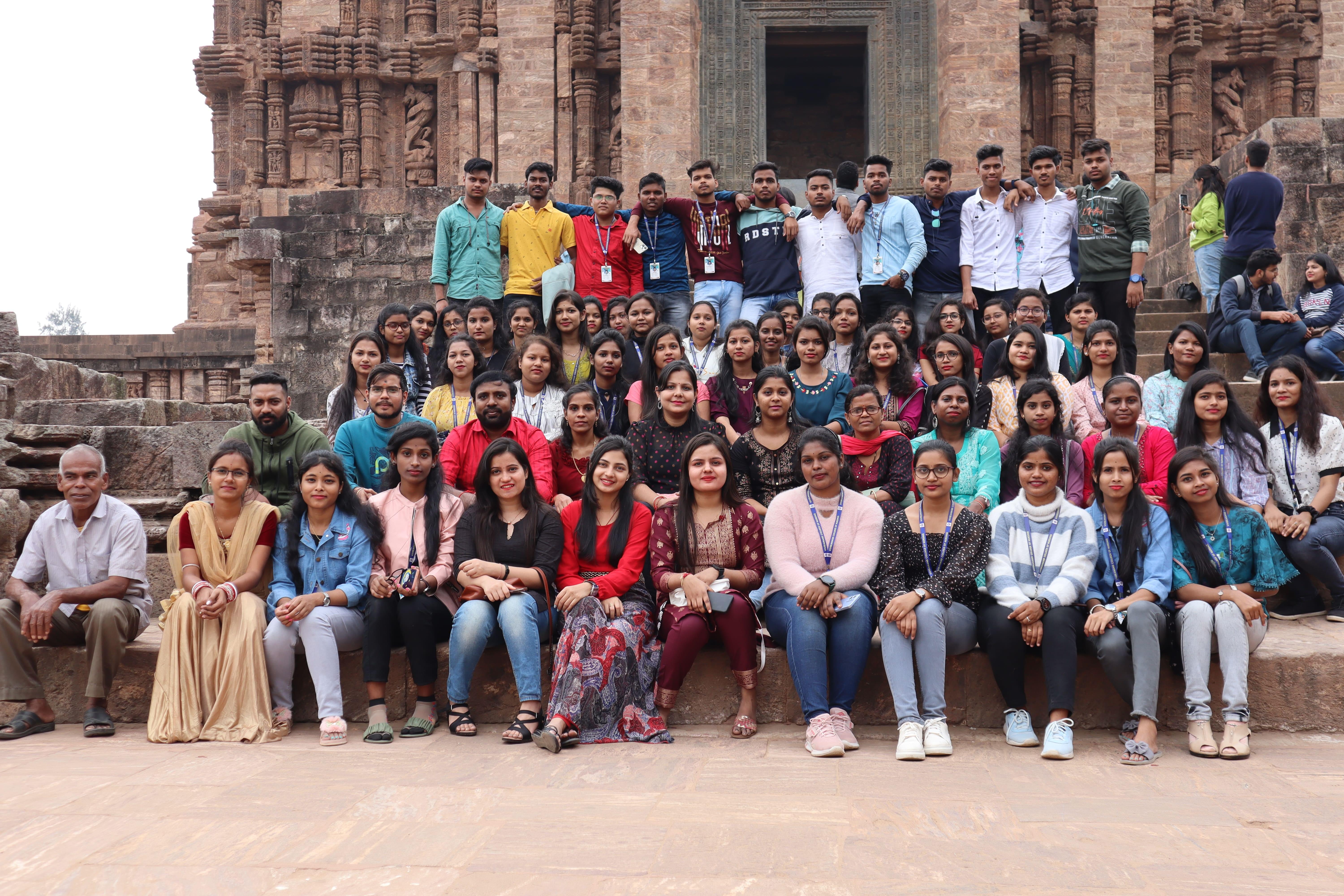 Vivekanand College of Nursing Extracurriculars photo 8