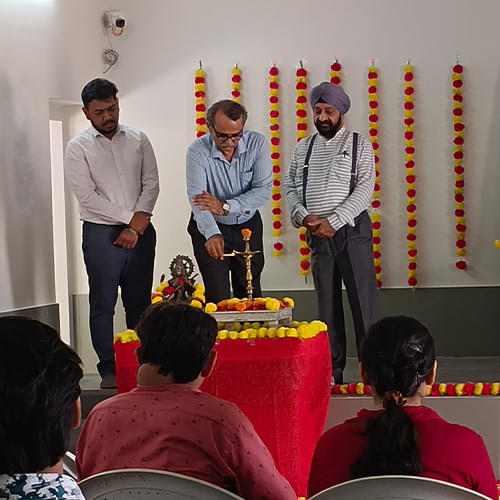 Akar Group of Colleges Ahmedabad Capturing the Spirit of Education photo 2