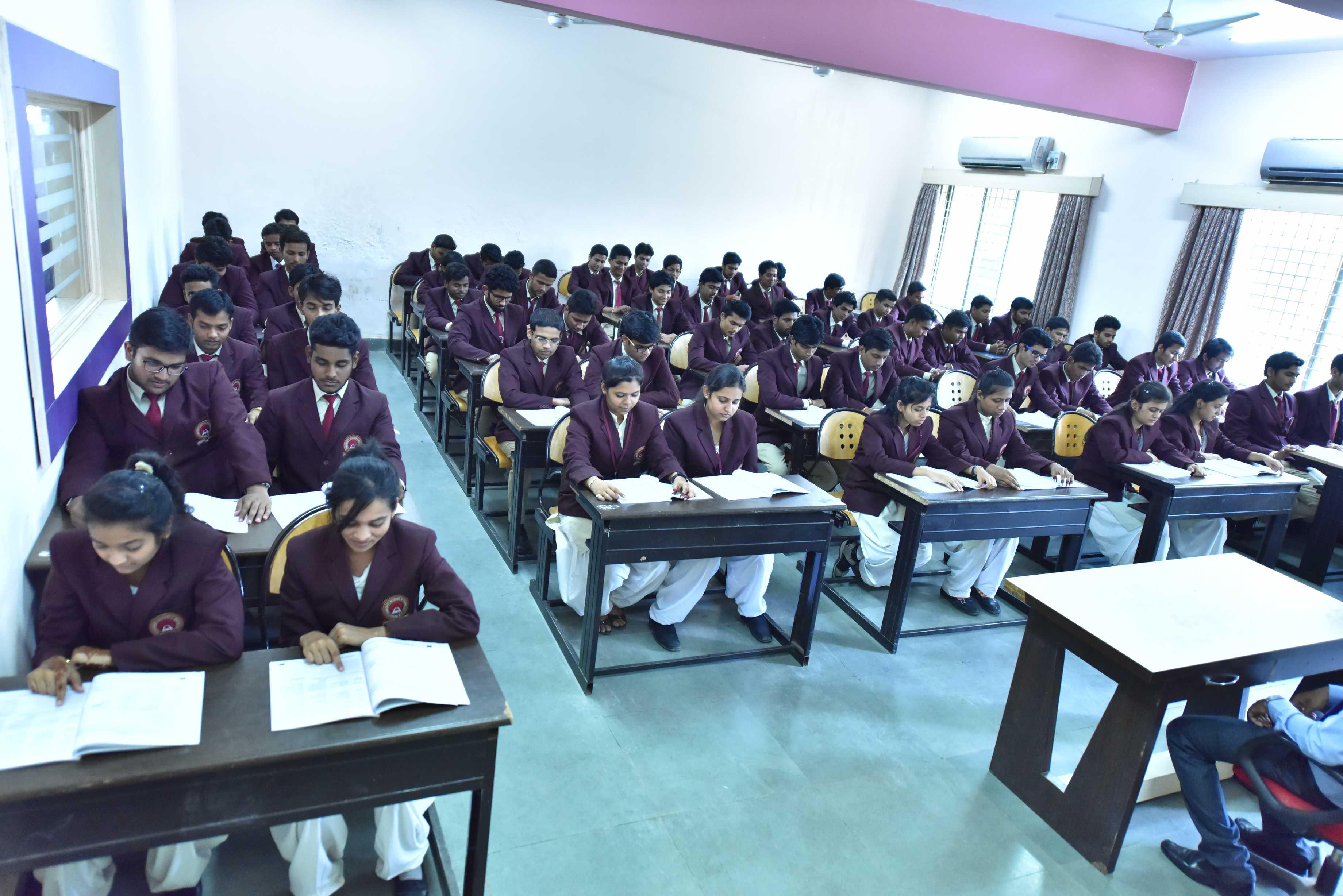 Technocrats Institute of Technology (Excellence) Classroom photo 15
