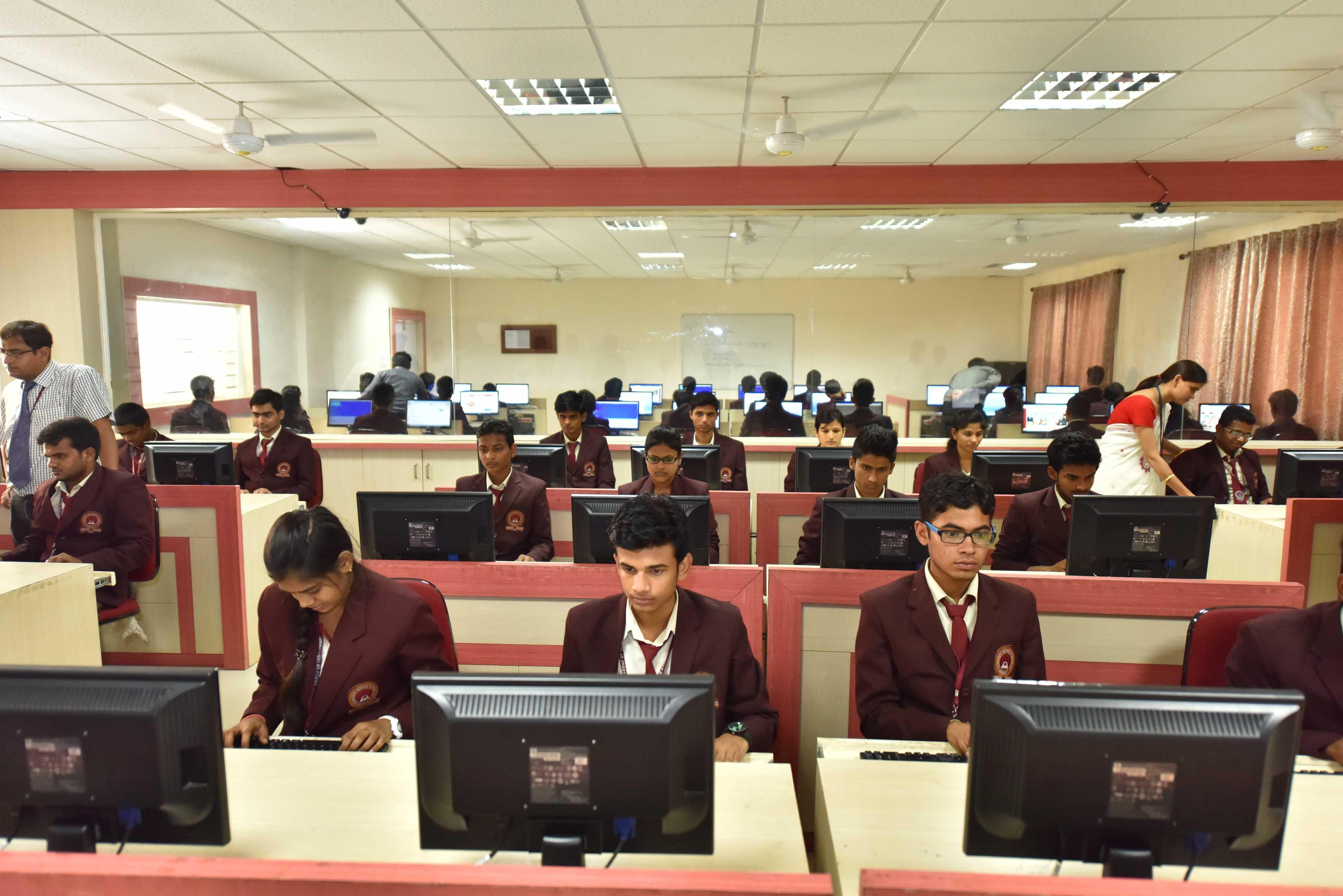 Technocrats Institute of Technology (Excellence) Laboratories and Equipment photo 6