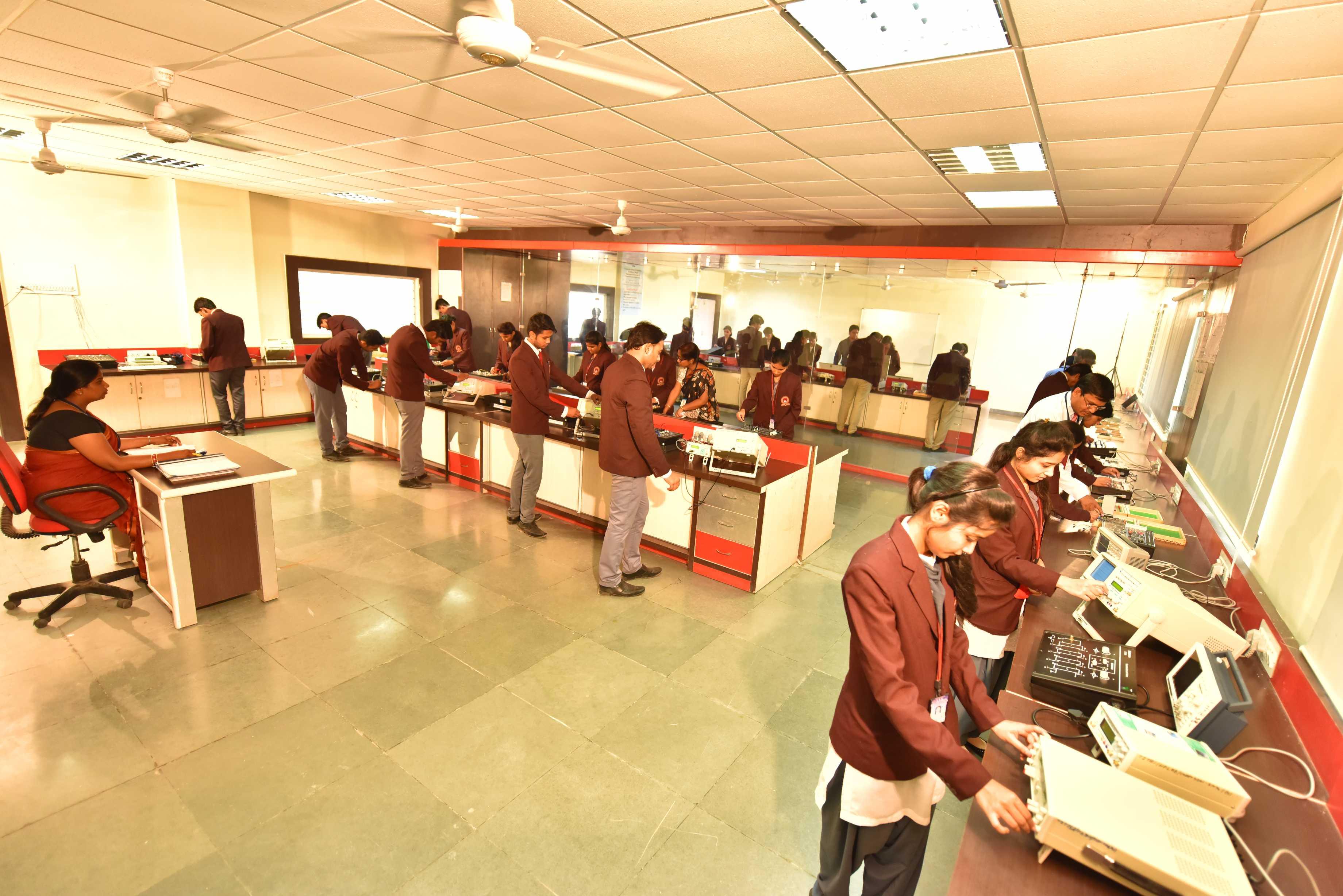 Technocrats Institute of Technology (Excellence) Laboratories and Equipment photo 10