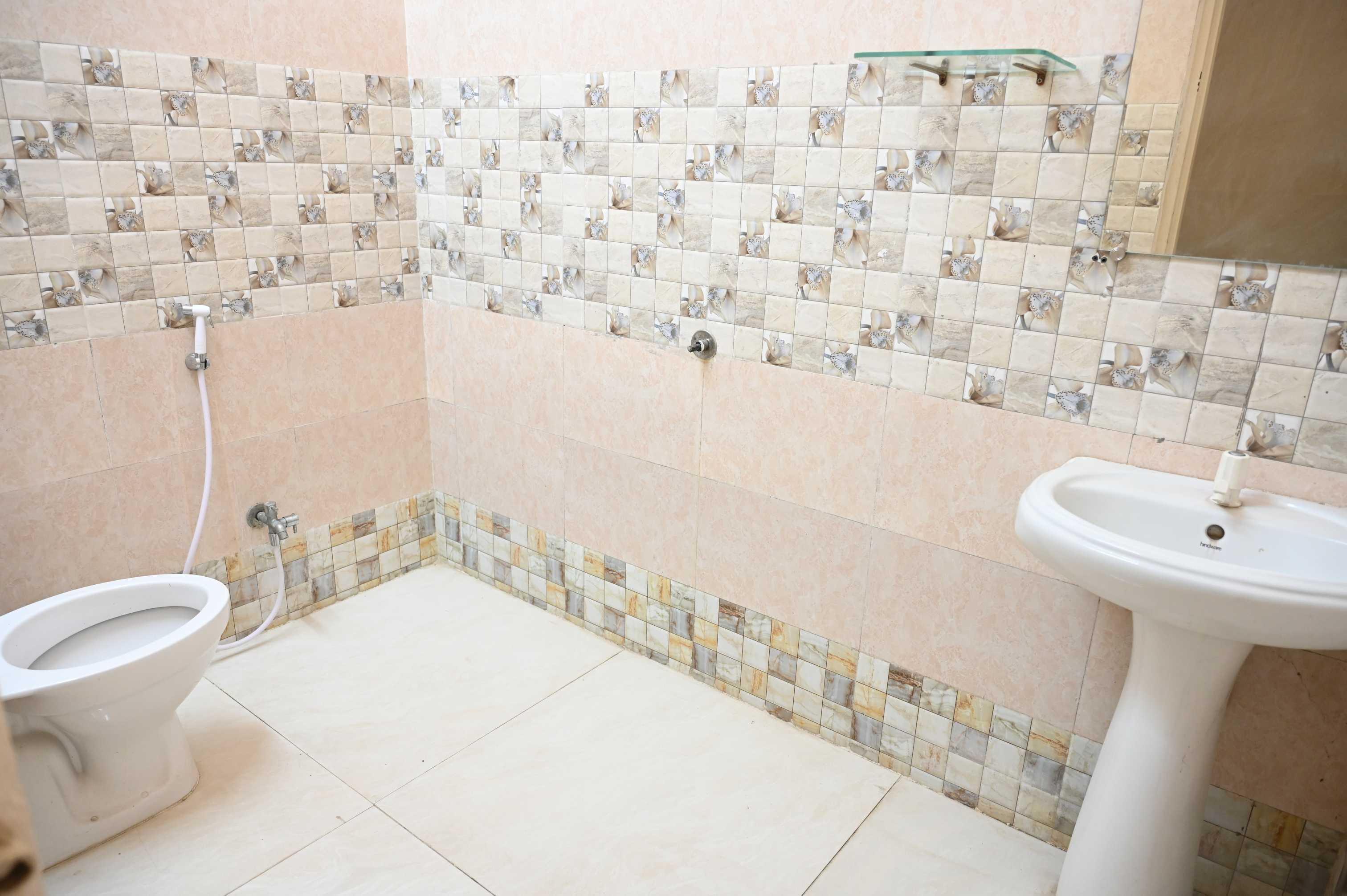 Technocrats Institute of Technology (Excellence) Washroom photo 1