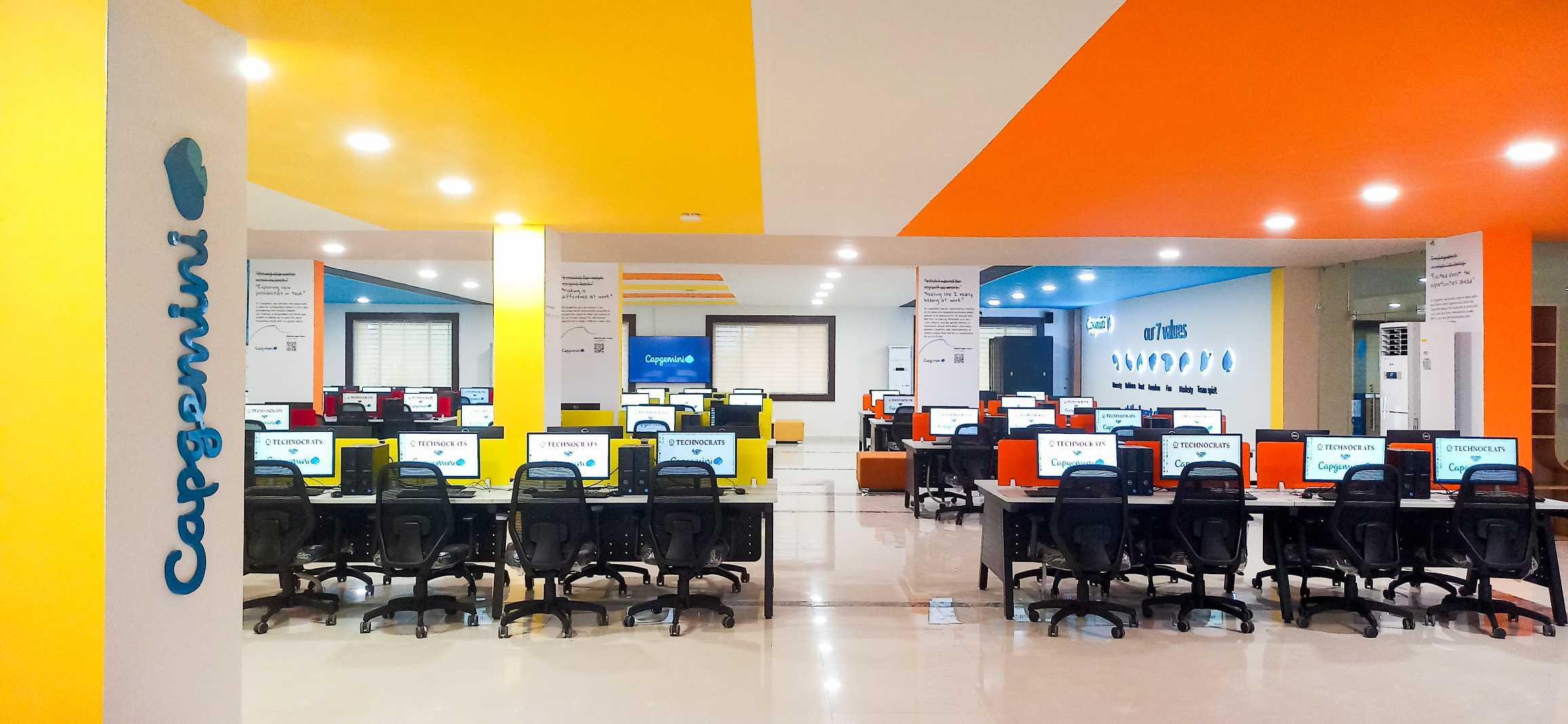 Technocrats Institute of Technology (Excellence) Capgemini Code-Experience Lab photo 17