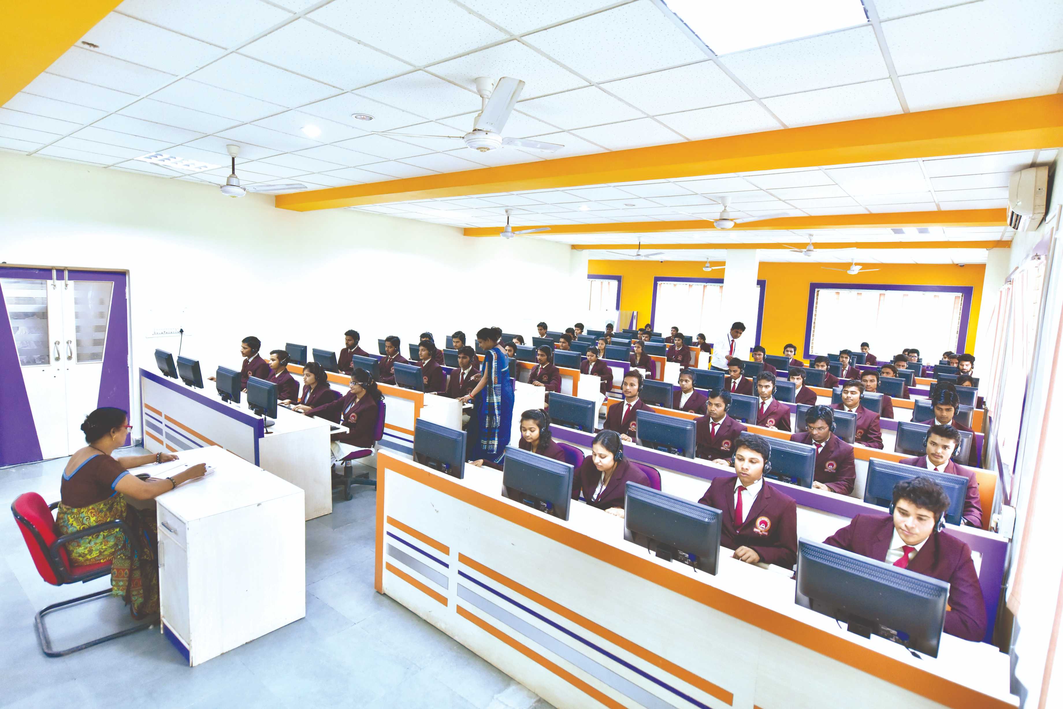 Technocrats Institute of Technology Bhopal Labs photo 4