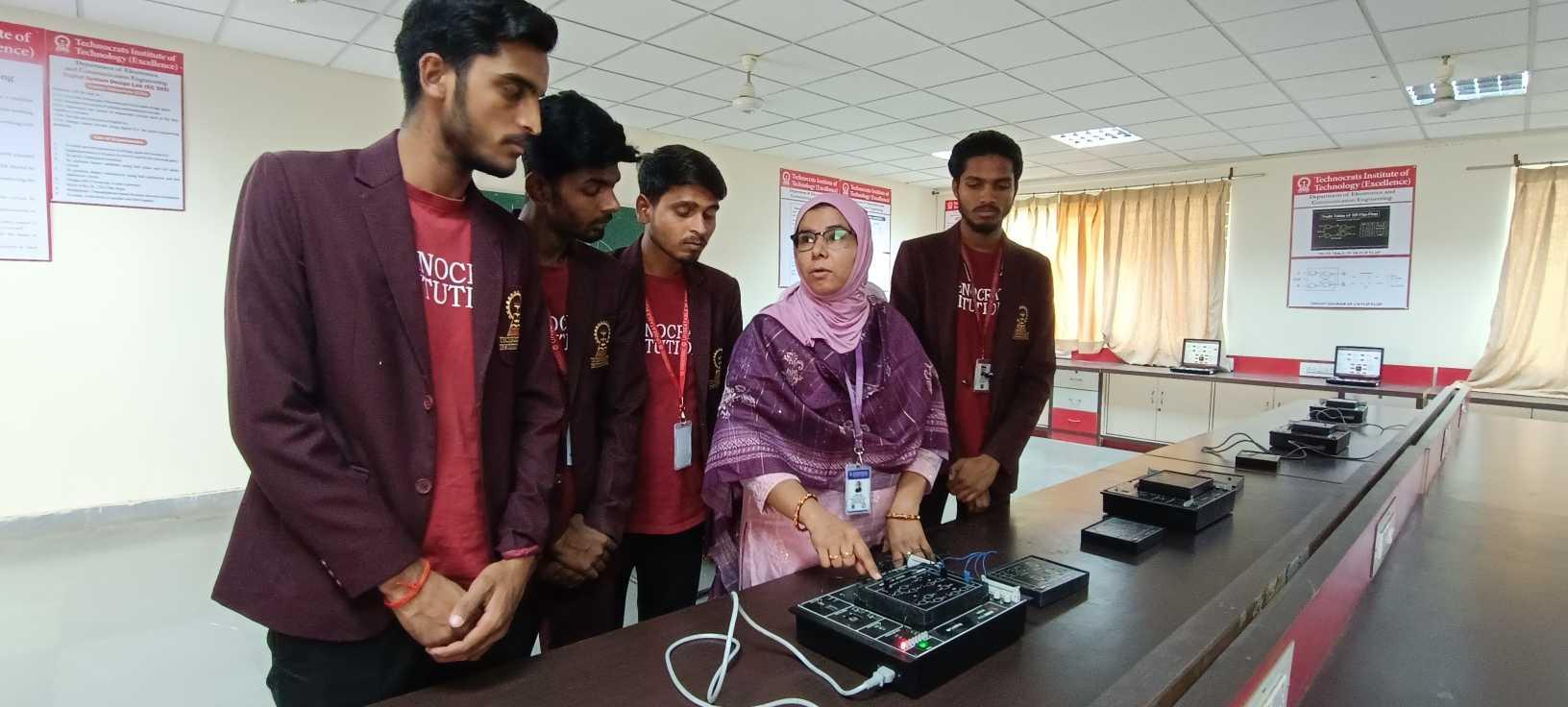 Technocrats Institute of Technology Bhopal Labs photo 34