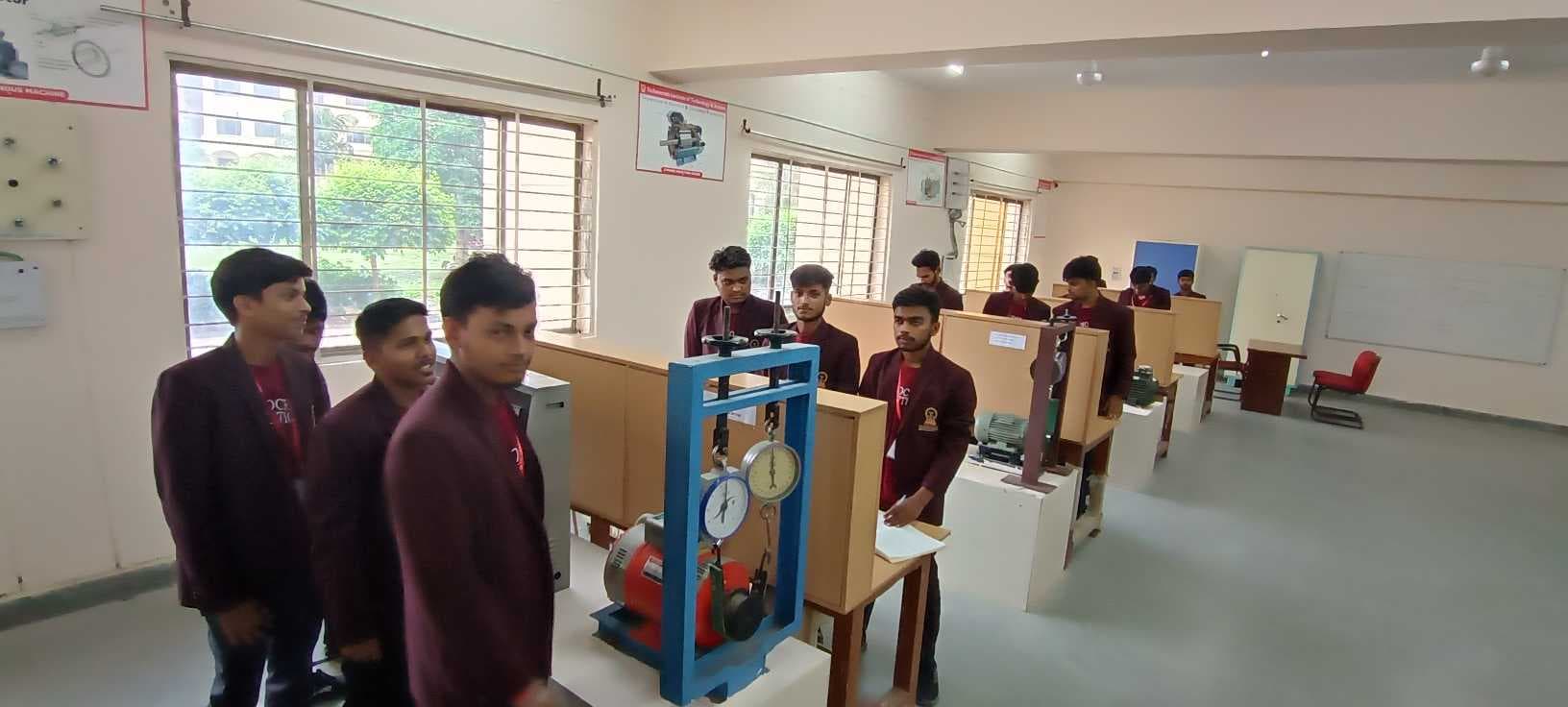 Technocrats Institute of Technology Bhopal Labs photo 41