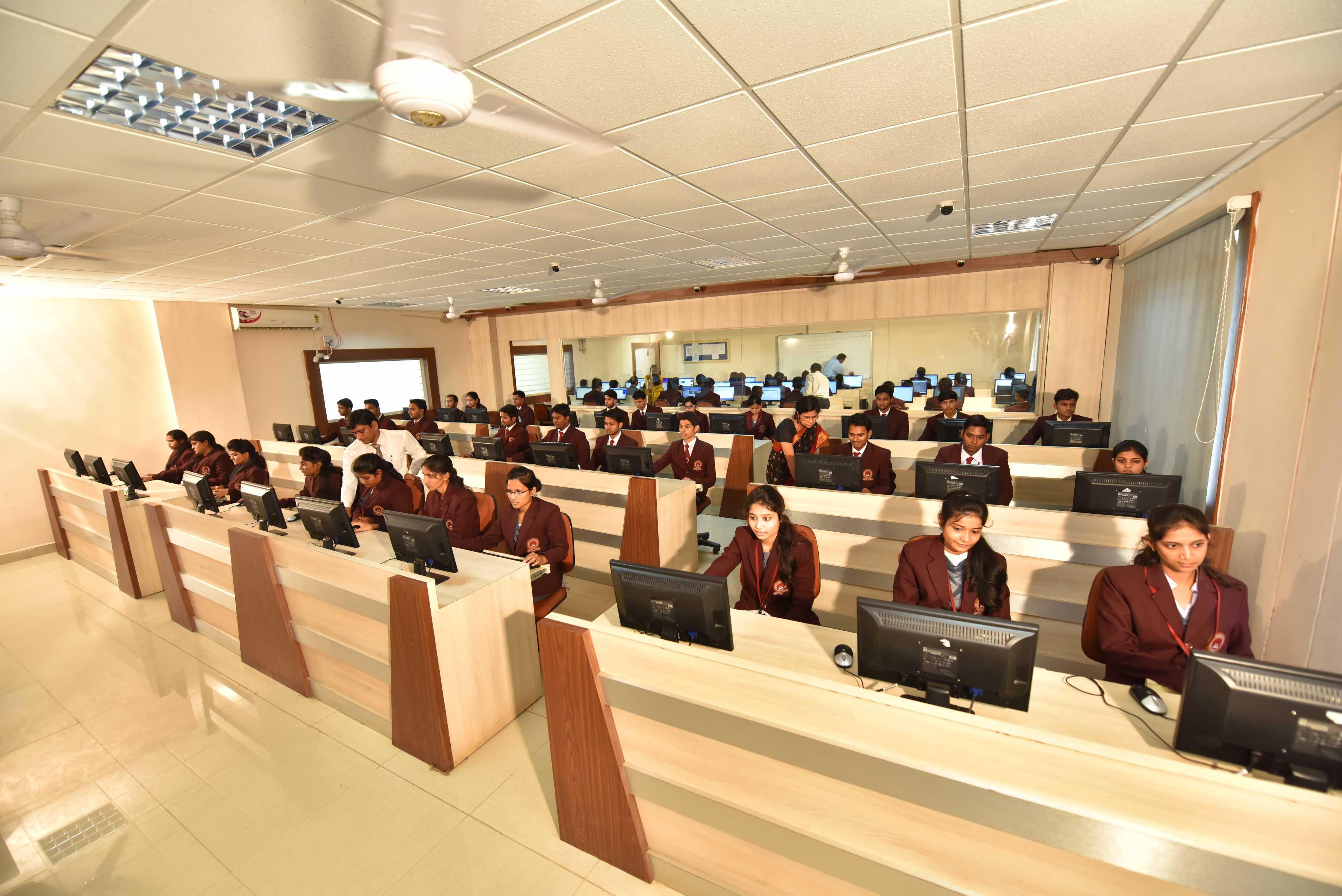 Technocrats Institute of Technology MBA Bhopal Laboratories and Equipments photo 7