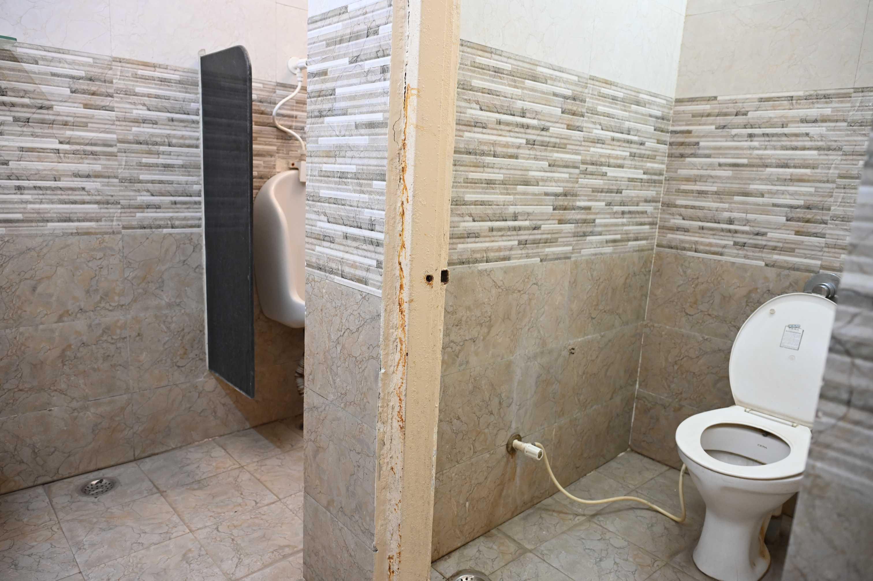 Technocrats Institute of Technology MBA Bhopal Washroom photo 4