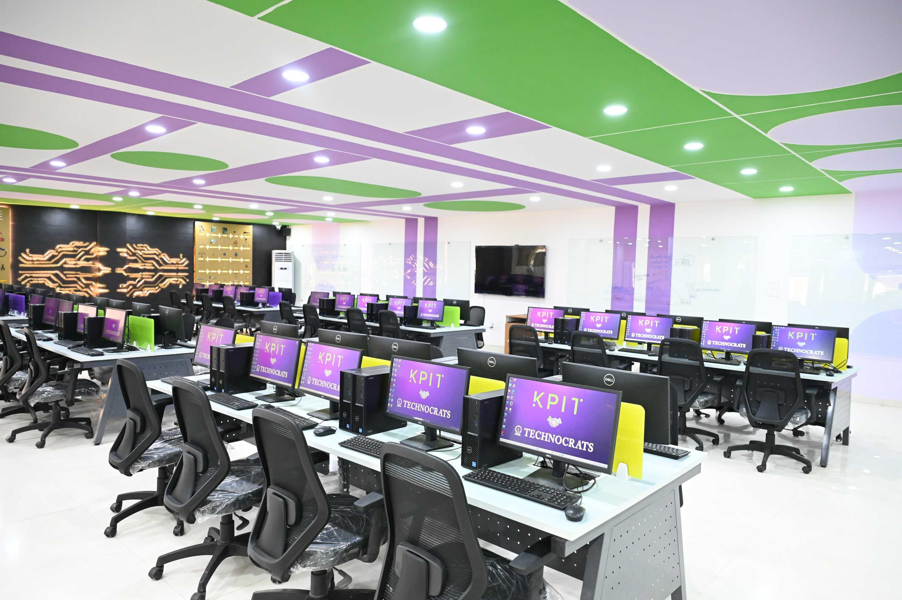 Technocrats Institute of Technology MBA Bhopal KPIT Mobility Tech photo 30