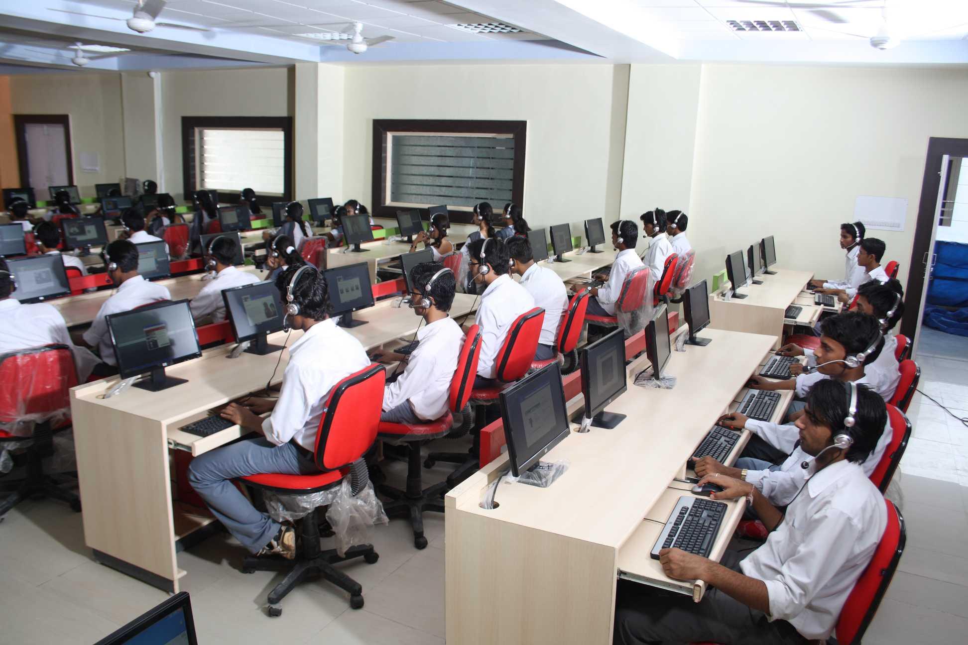 Technocrats Institute of Technology and Science Bhopal Computer Lab photo 17