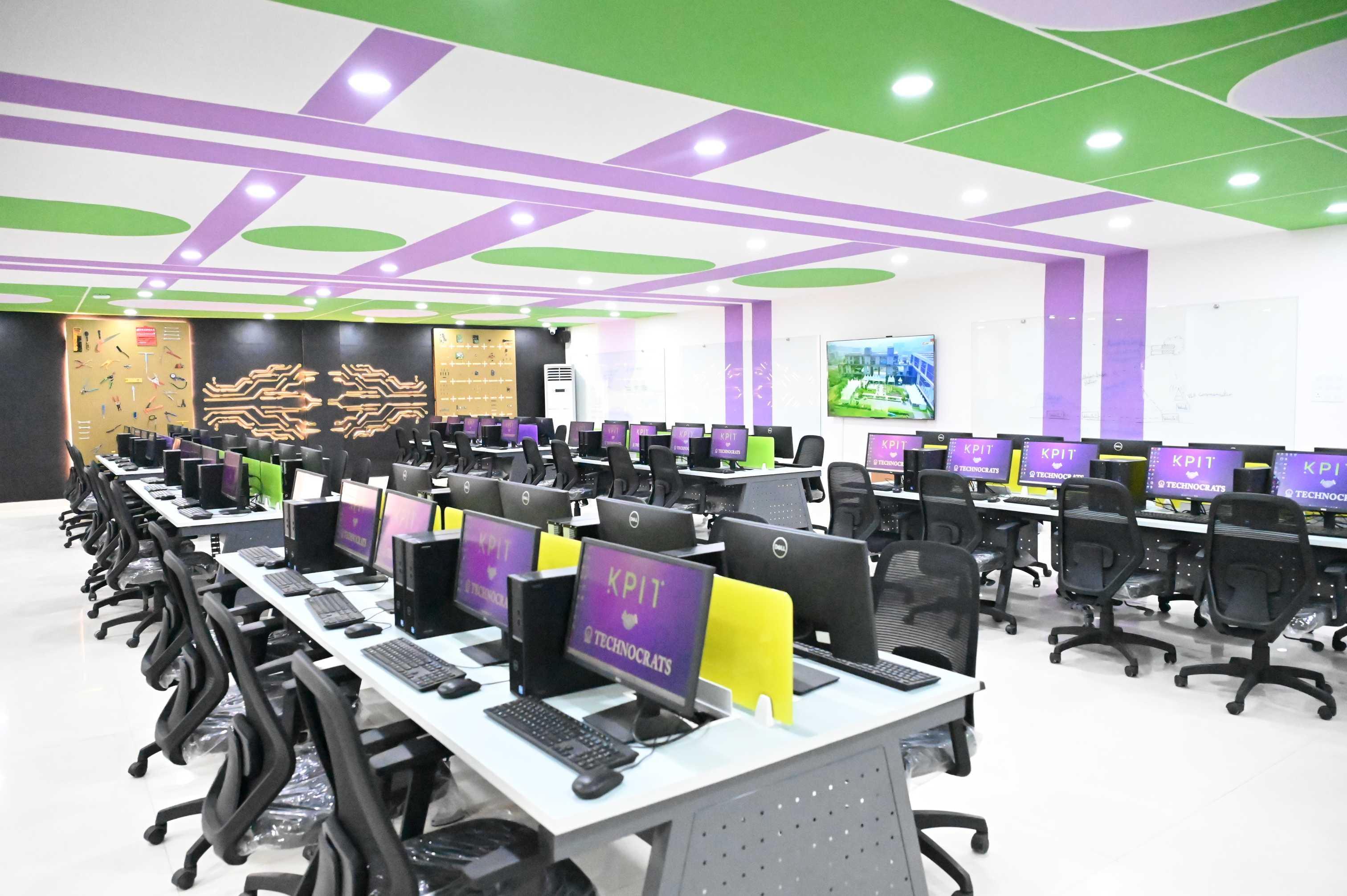 Technocrats Institute of Technology and Science Bhopal KPIT Mobility Lab photo 26