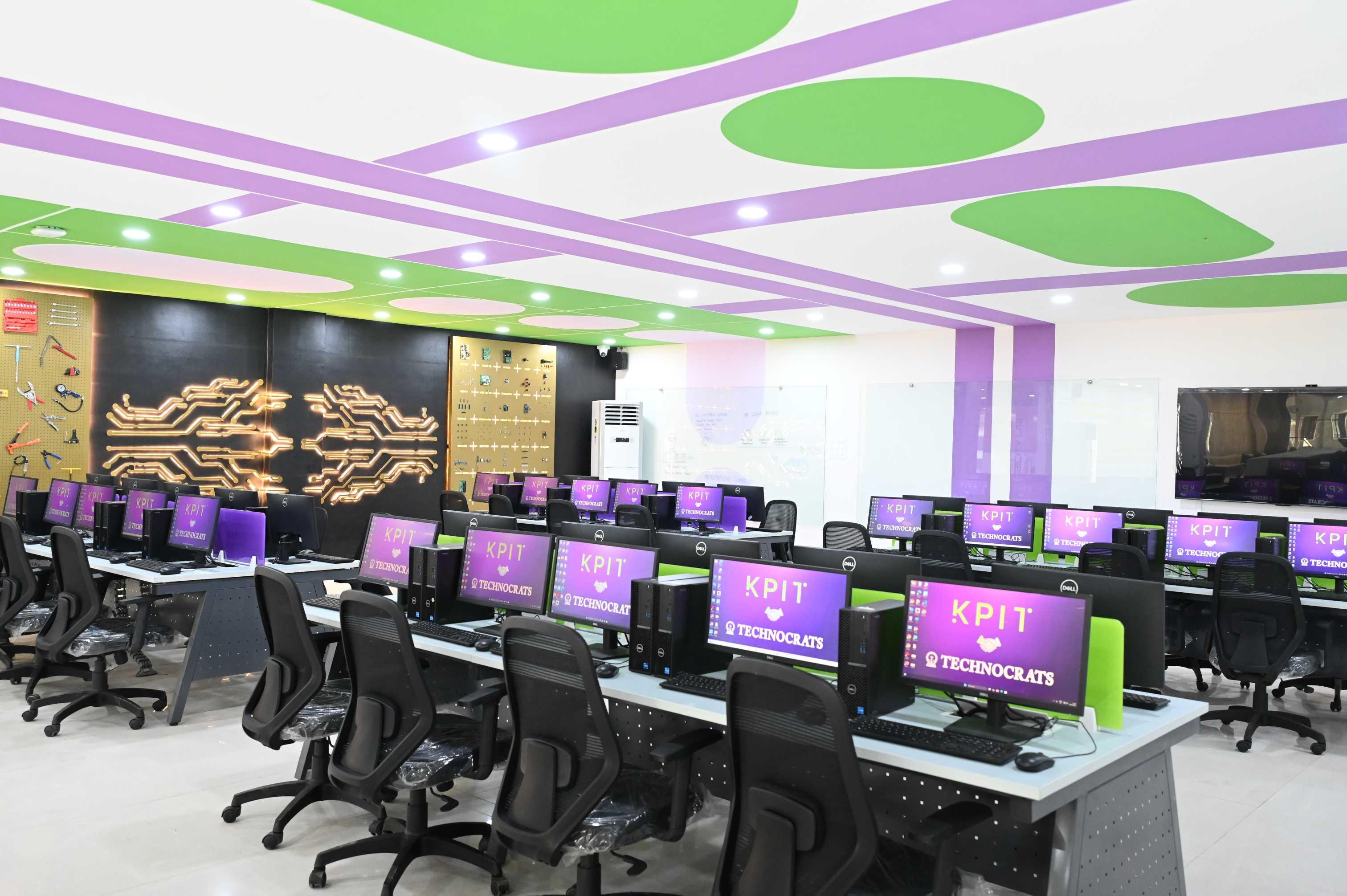 Technocrats Institute of Technology and Science Bhopal KPIT Mobility Lab photo 32