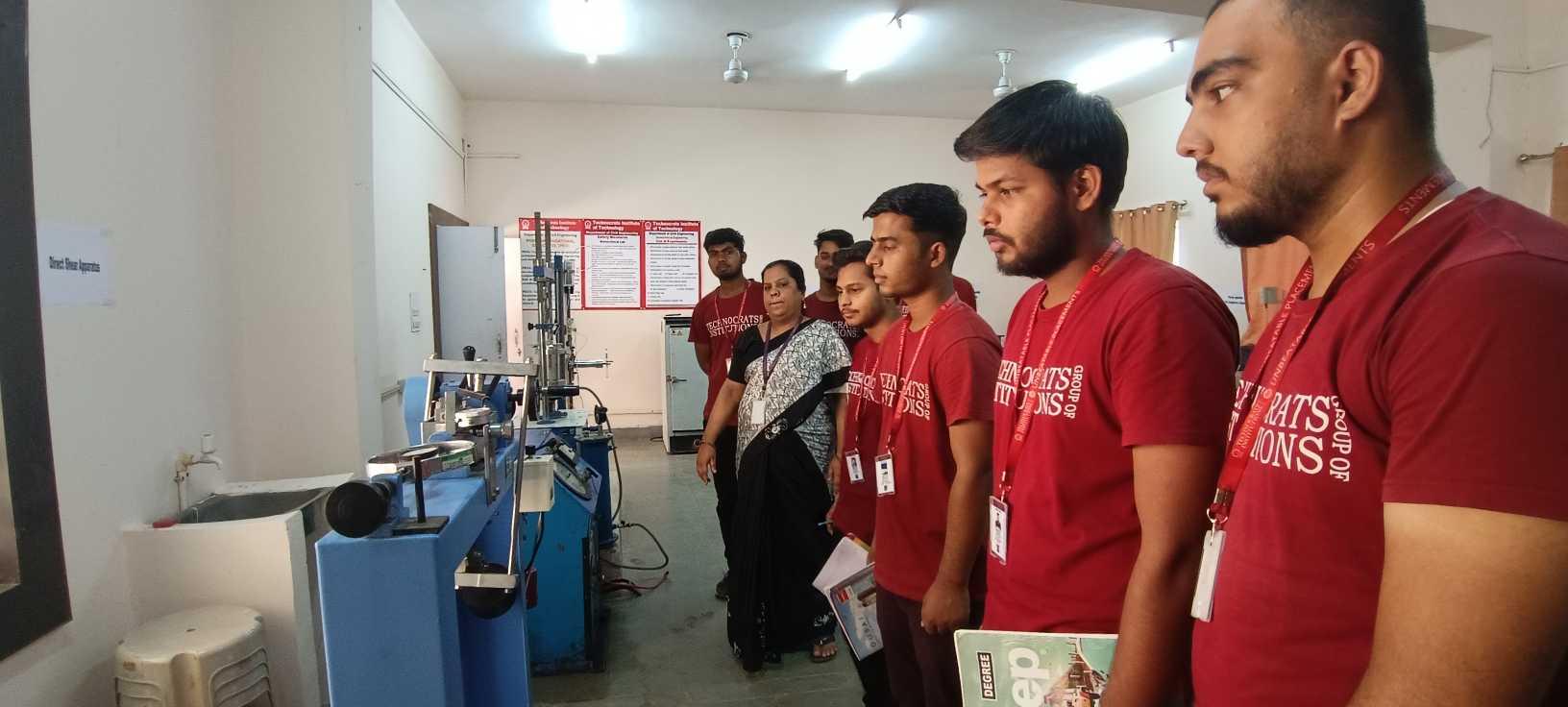 Technocrats Institute of Technology and Science Bhopal Labs photo 11