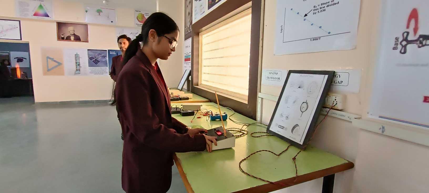 Technocrats Institute of Technology and Science Bhopal Labs photo 31