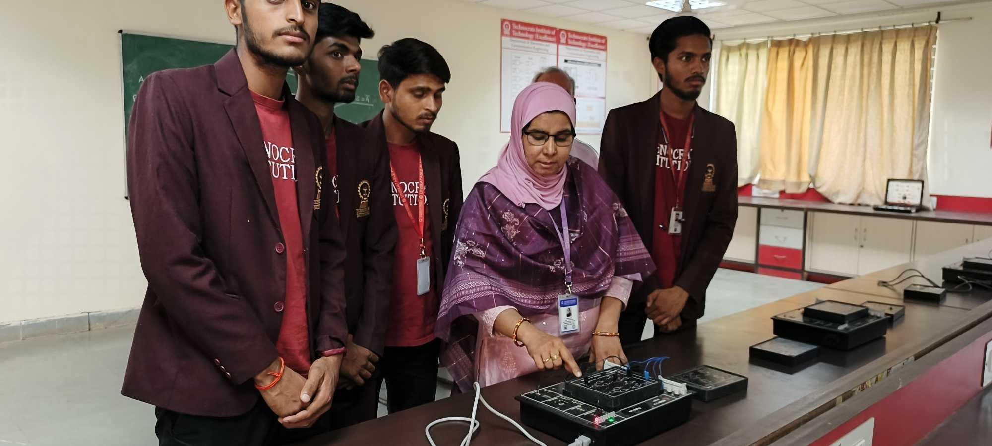 Technocrats Institute of Technology and Science Bhopal Labs photo 33